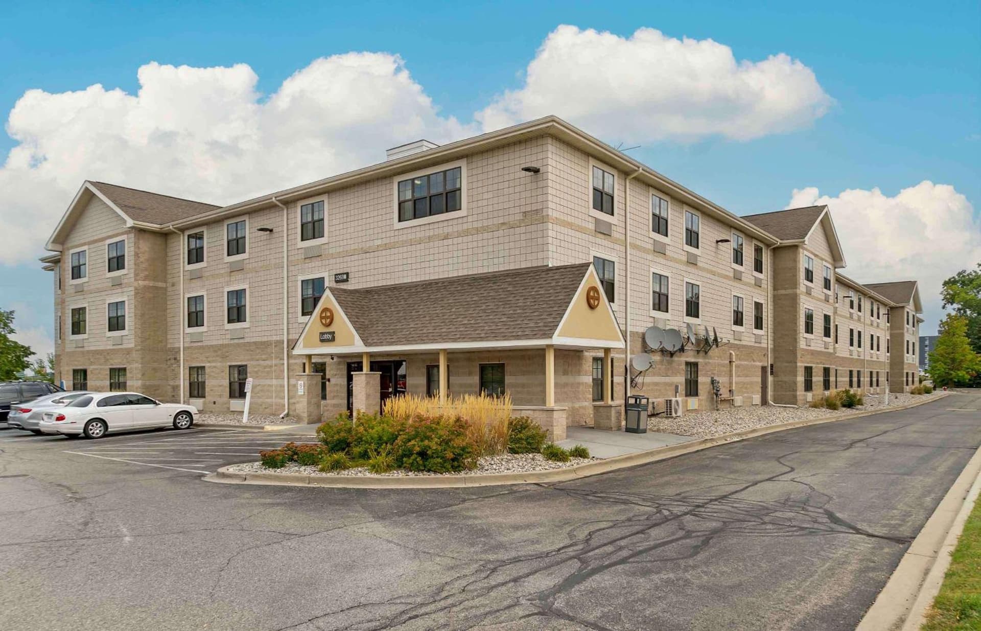 Extended Stay America Suites - Detroit - Madison Heights