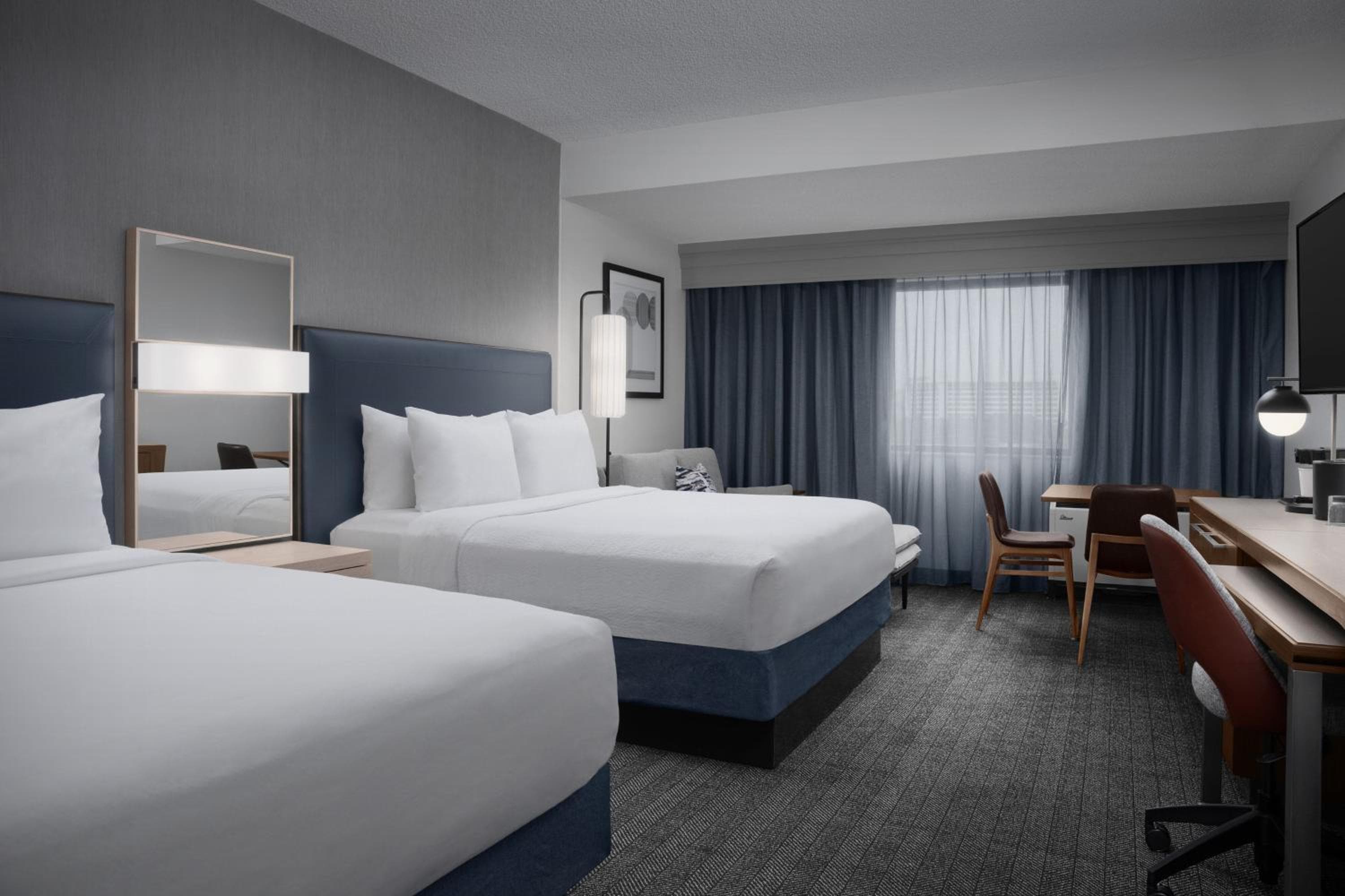 Courtyard Dallas Addison Quorum Drive