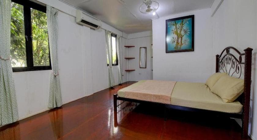 OYO HOME 90800 Rumah Pangi Homestay