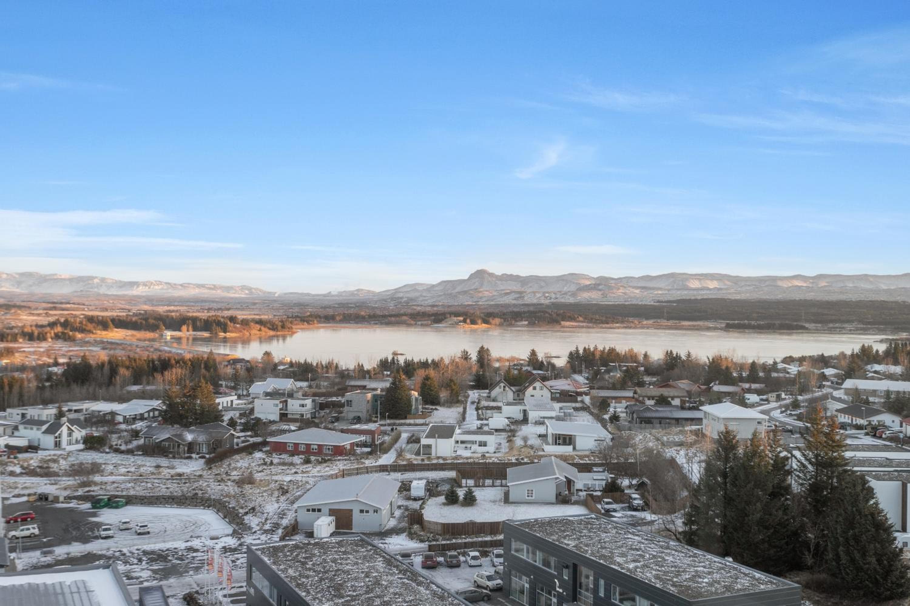 Blue Mountain Apartments by Heimaleiga