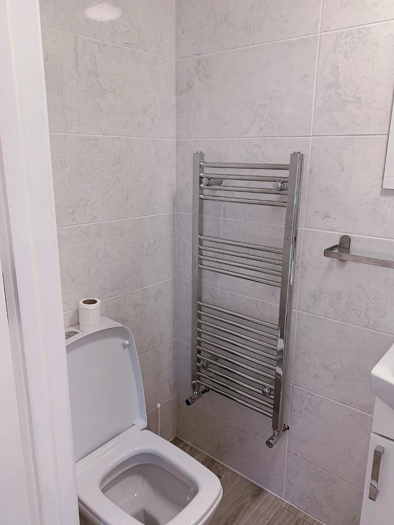 Kingston City Double Room with Shared Bathroom