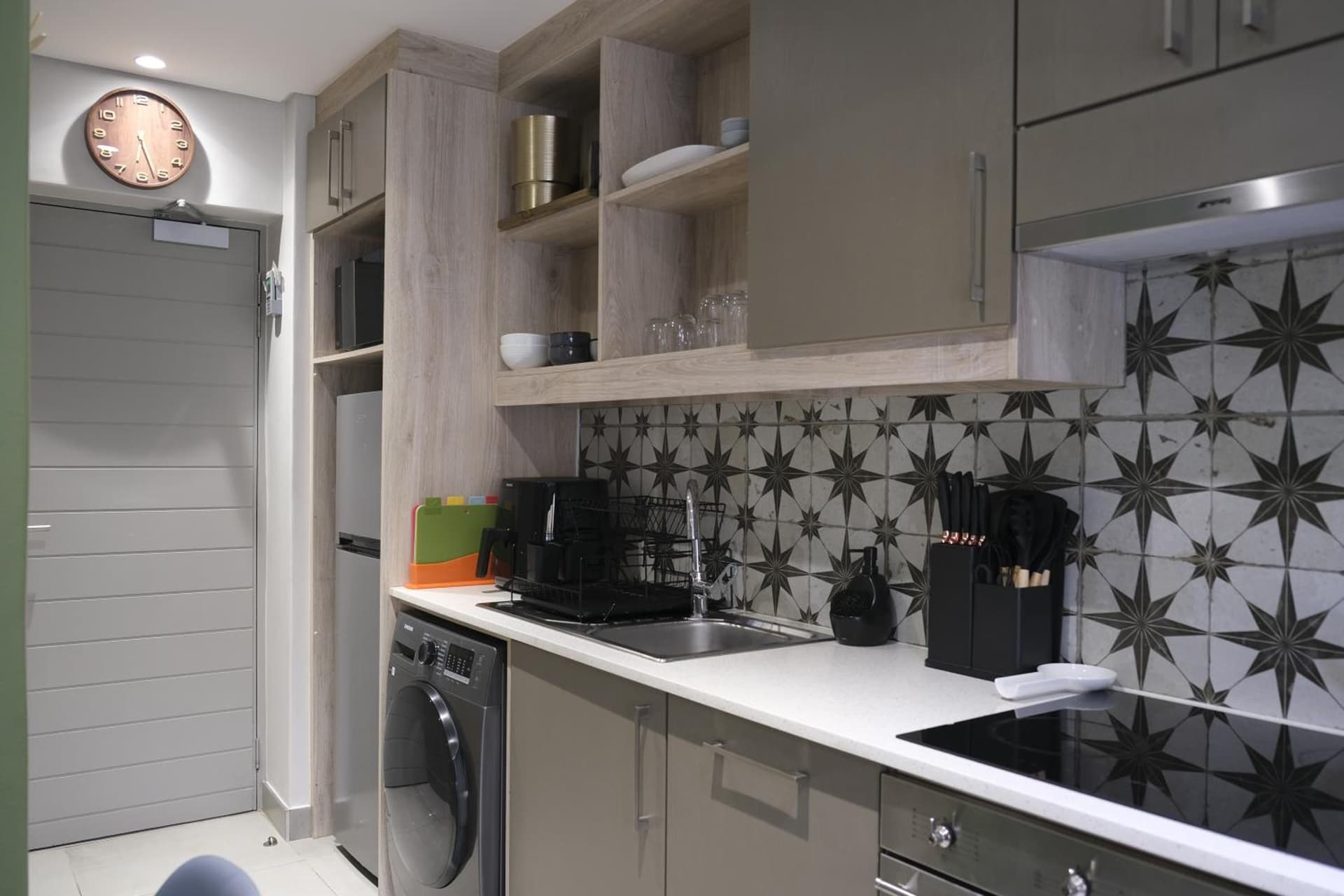 Vine & Valley Apartment
