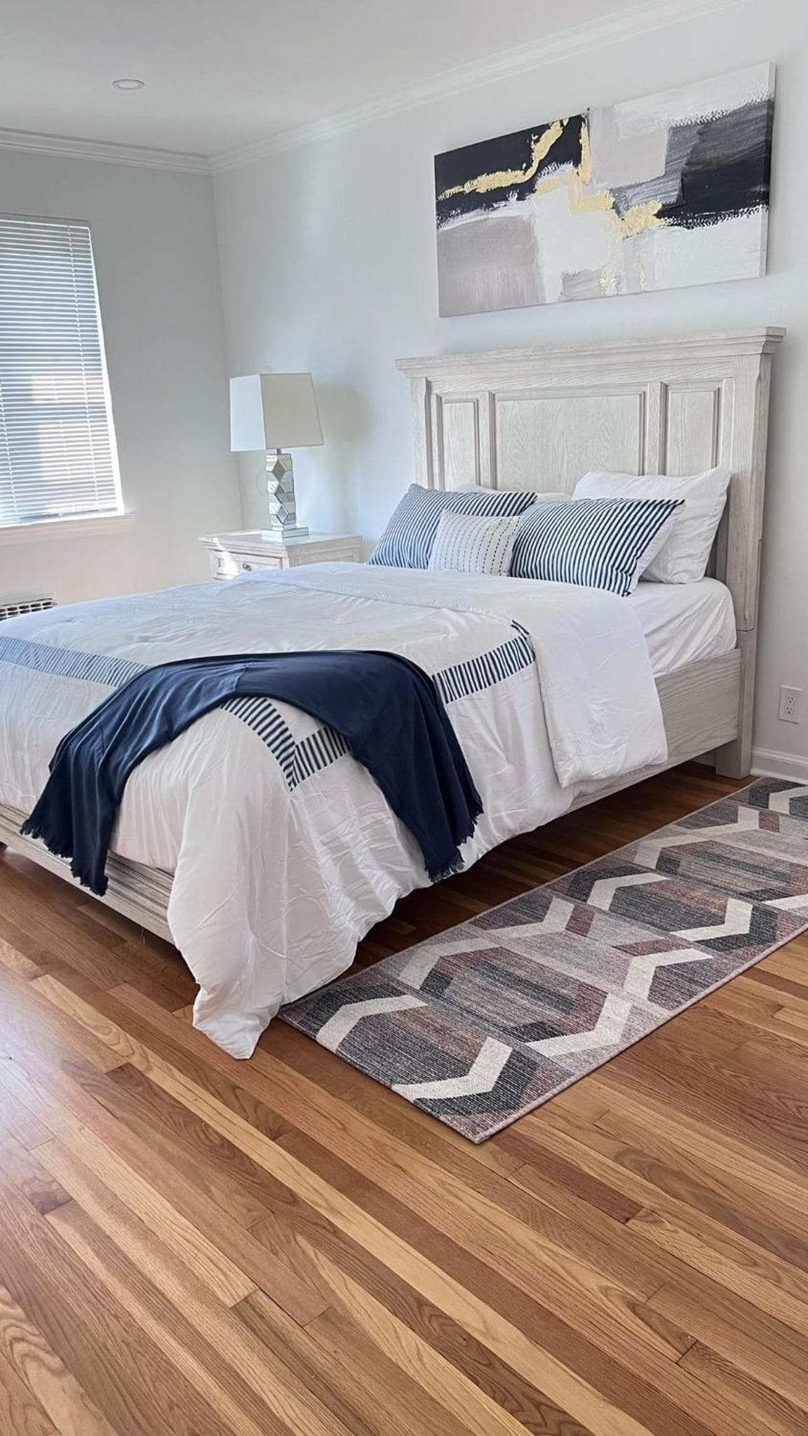 Suite Apartment Space