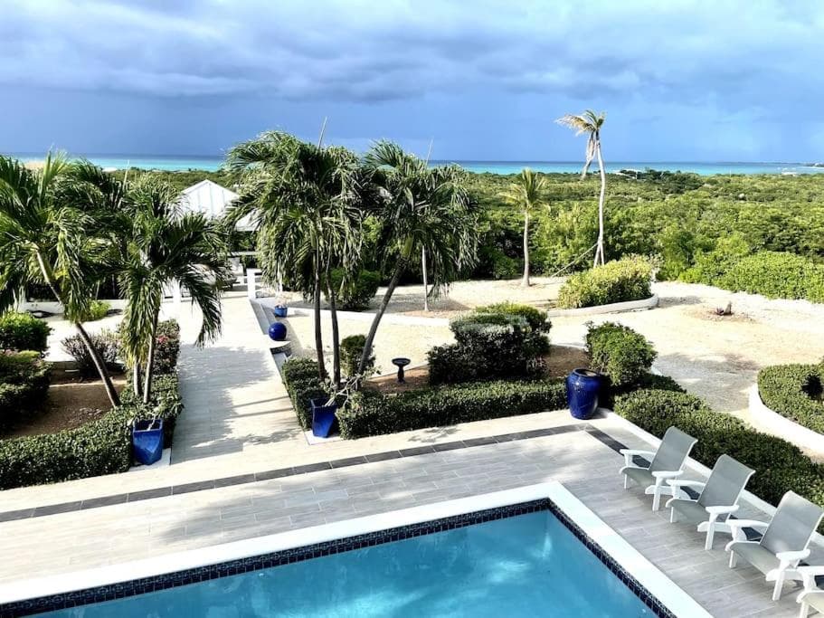 Balanciaga Villa