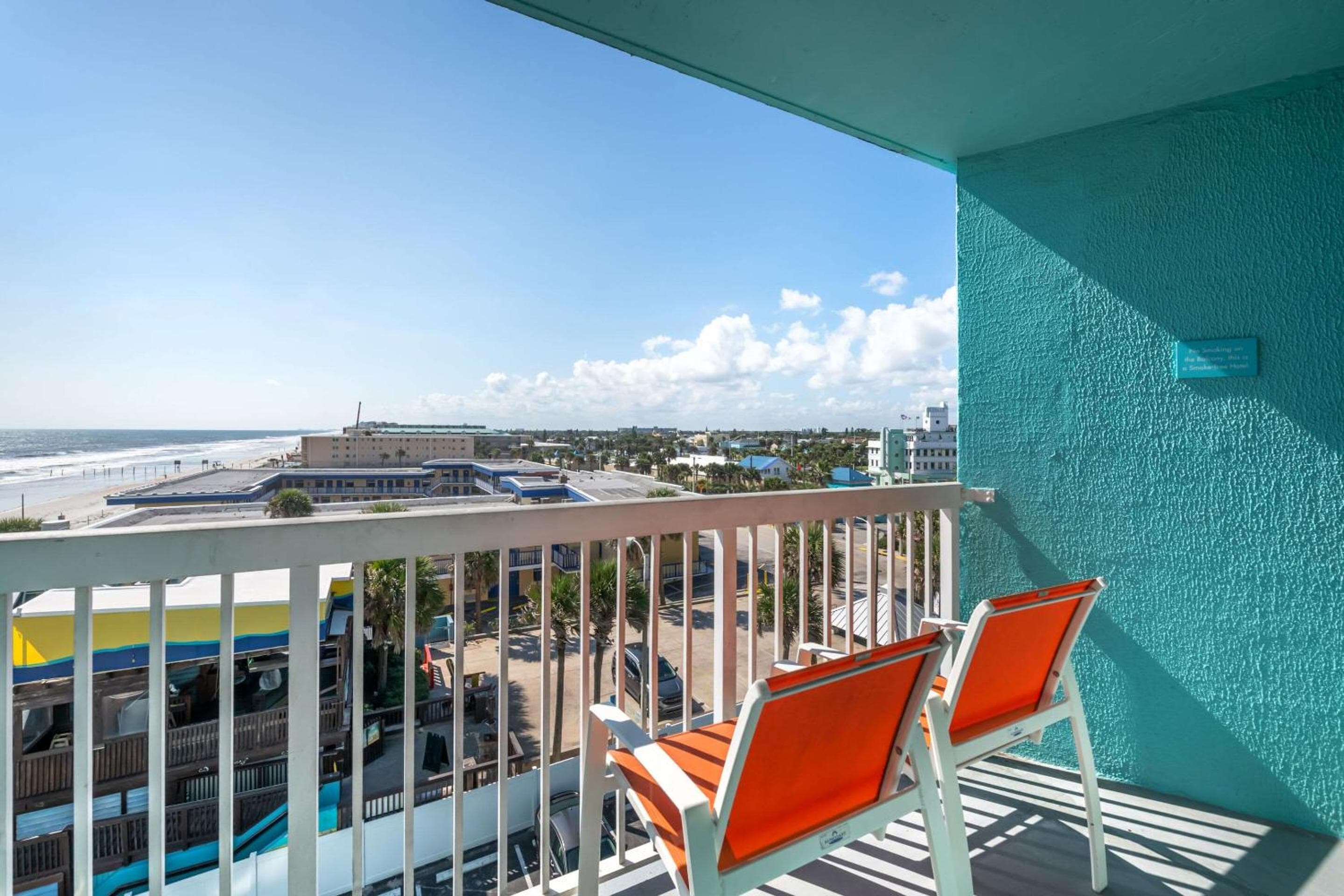 Comfort Inn & Suites Daytona Beach Oceanfront