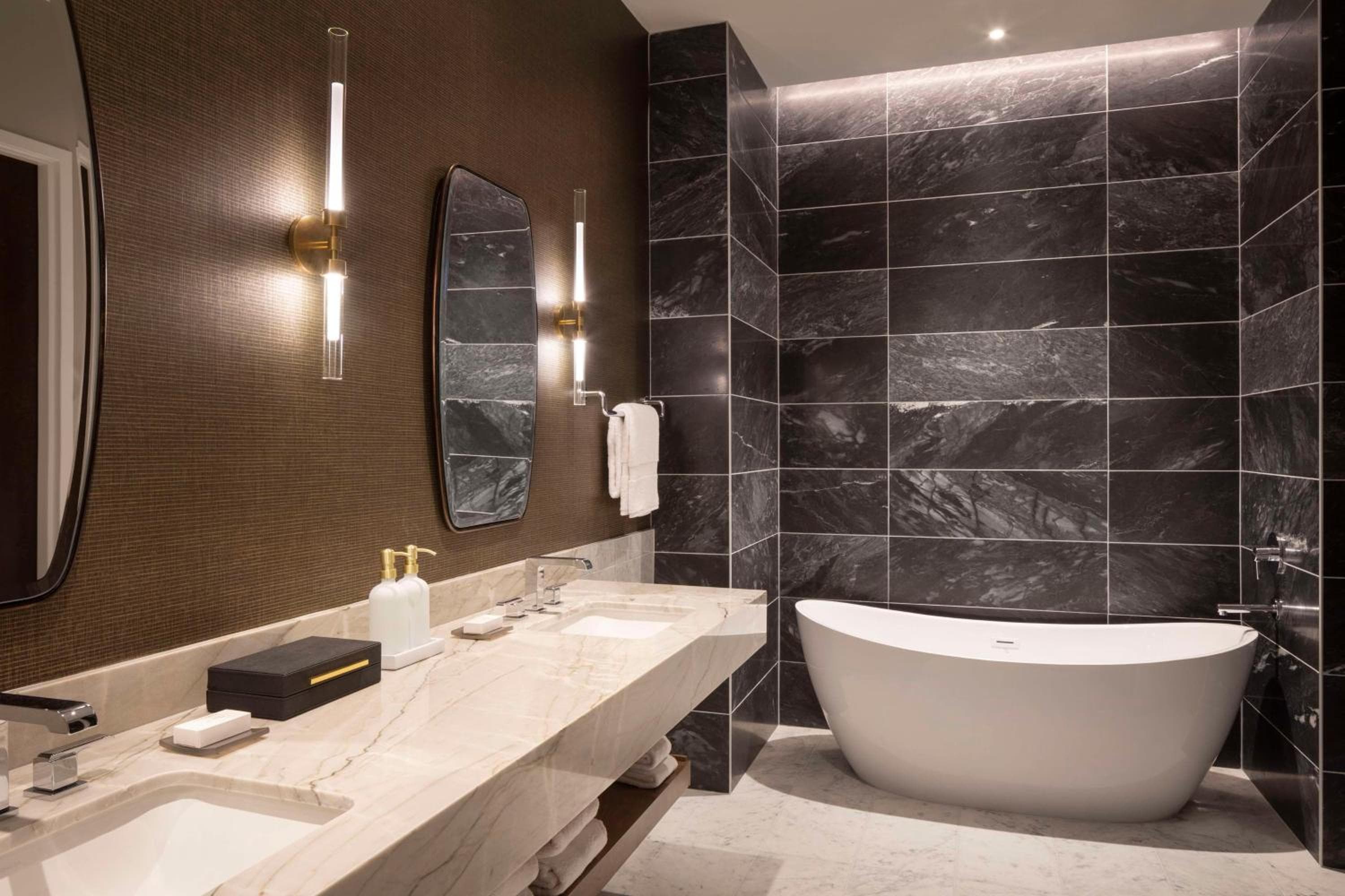 Caesars Republic Scottsdale, a Hilton Hotel