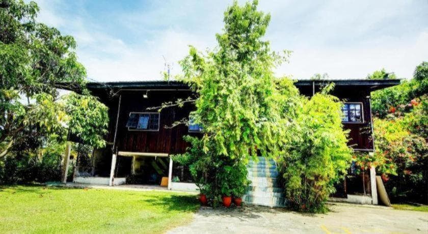 OYO HOME 90800 Rumah Pangi Homestay