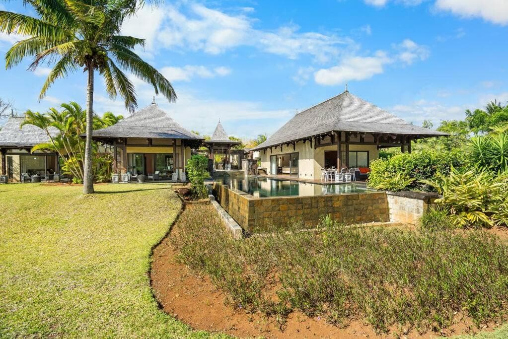 Villa Eden Rock by IHR