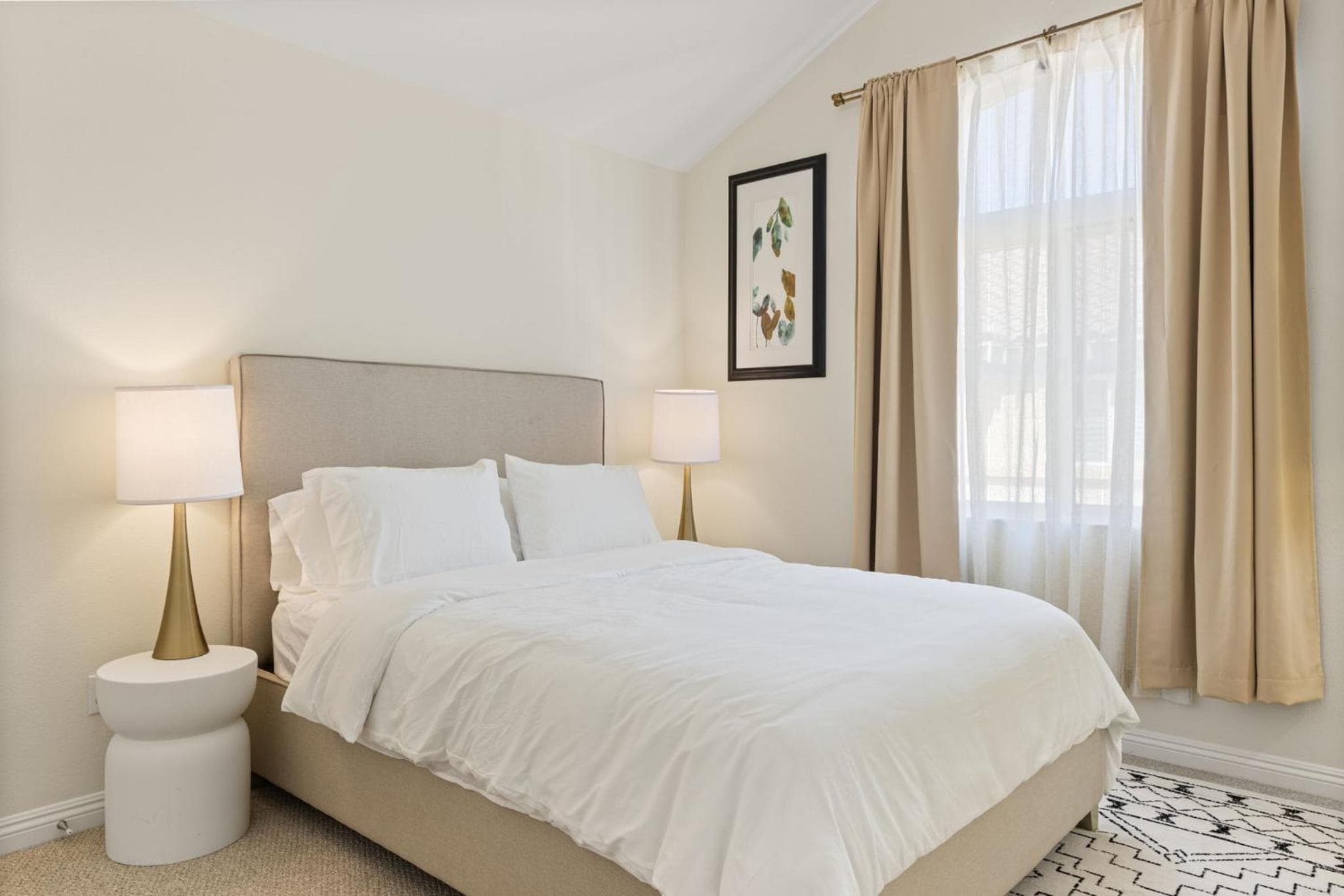 4Bed 3Bath Modern Townhouse - Four bedrooms near Pasadena, LA
