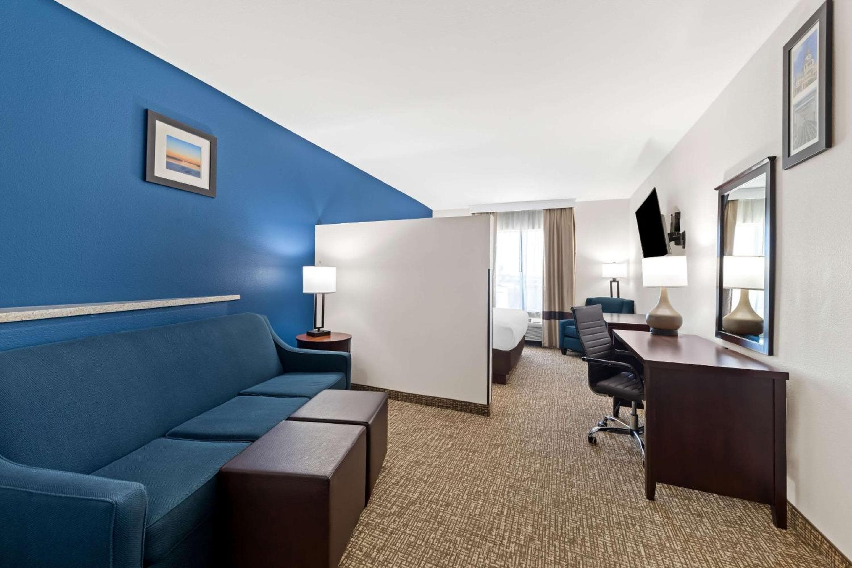 Comfort Inn & Suites Near Lake Lewisville
