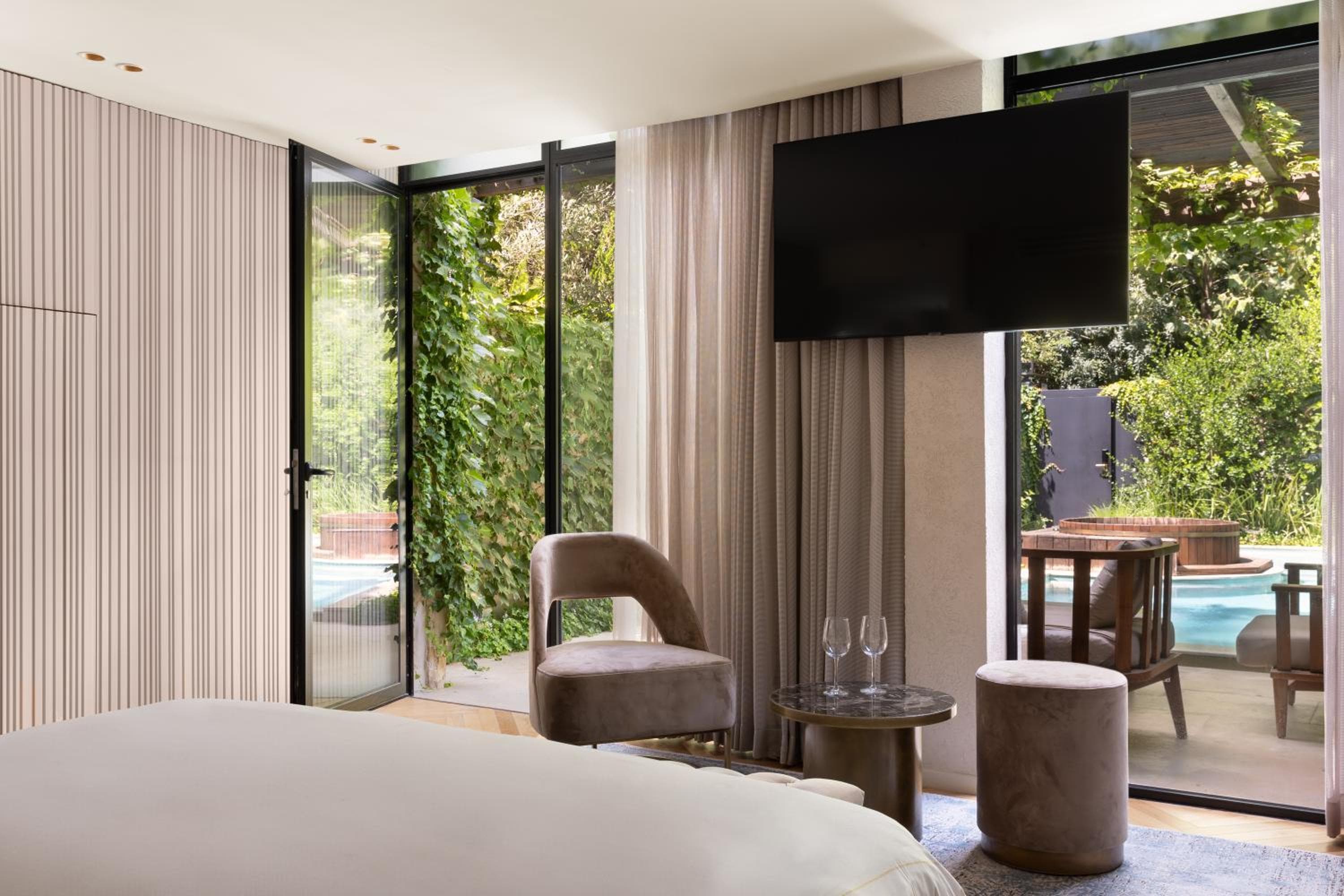 hotel room