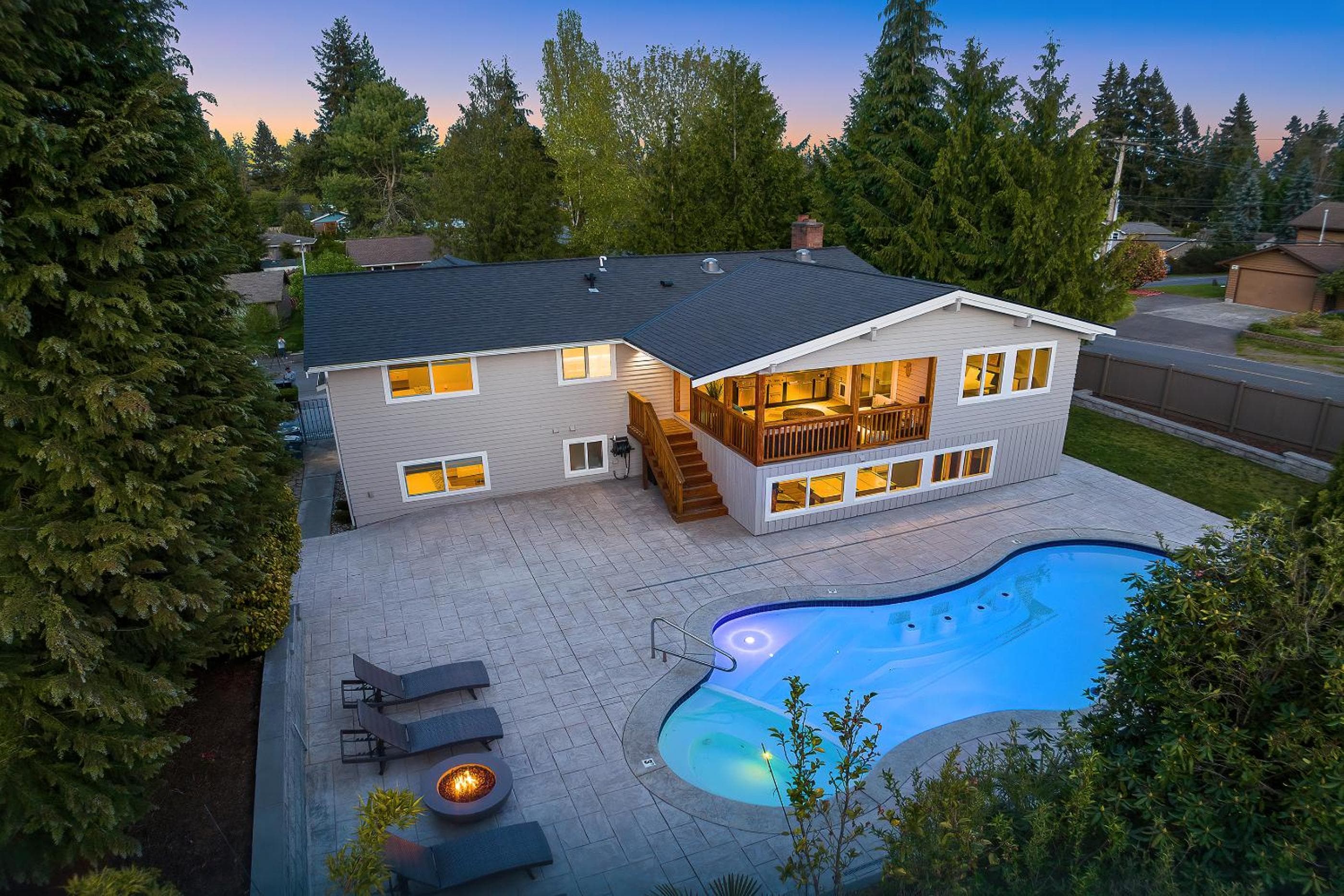Luxury 5 beds Villa with Pool & Resort Amenities