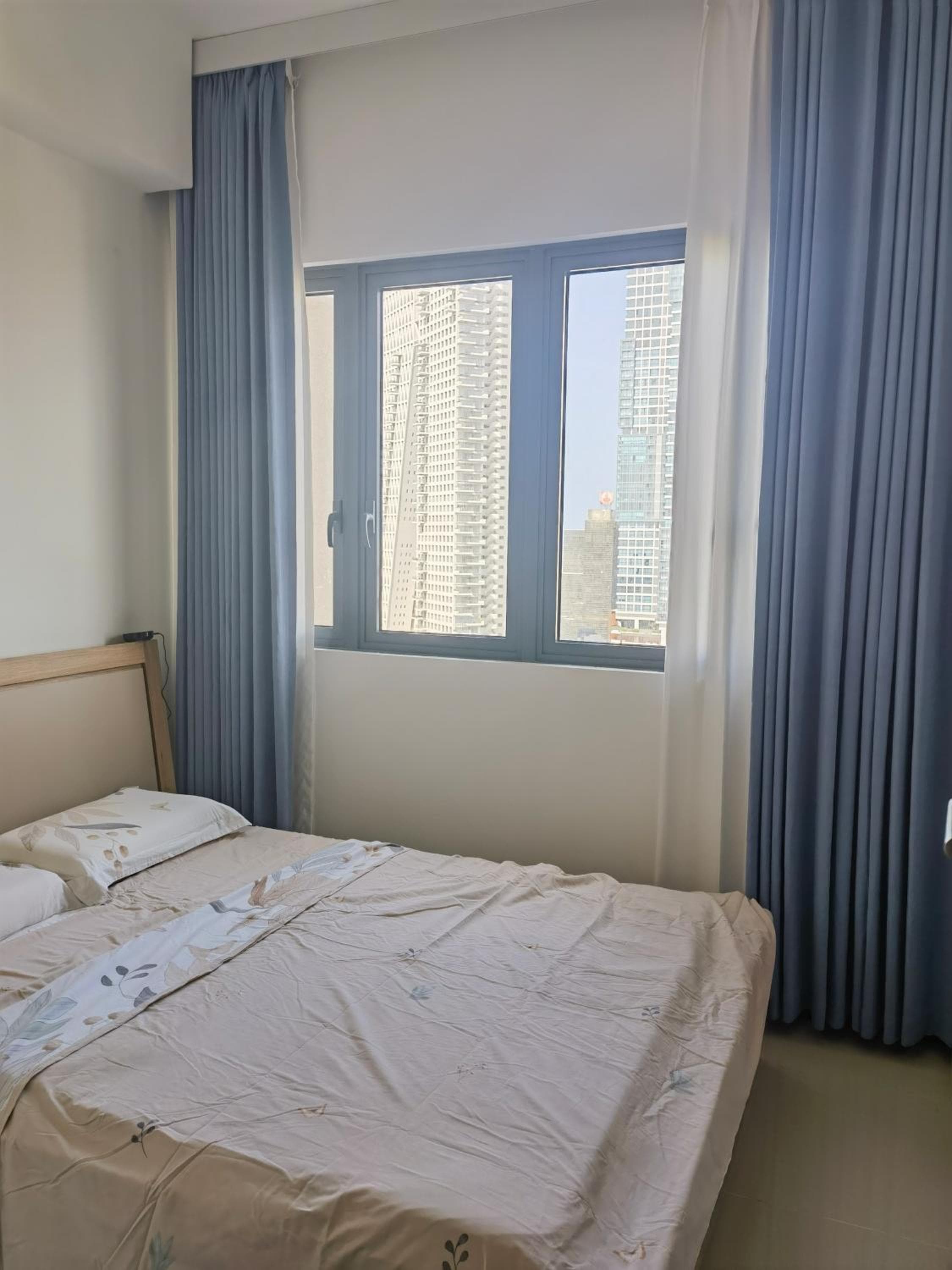 Colombo Trizen J&J future Apart ment