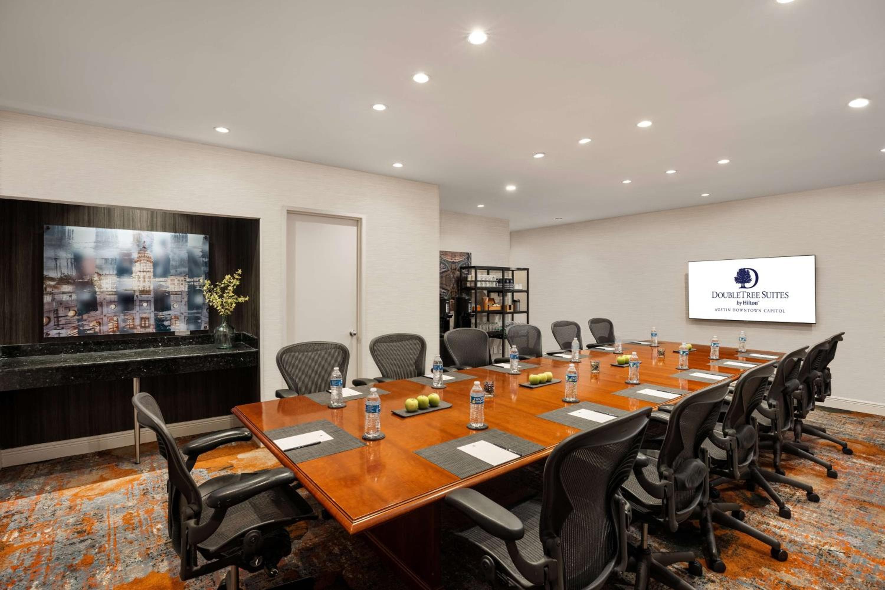 DoubleTree Suites by Hilton Austin Downtown Capitol