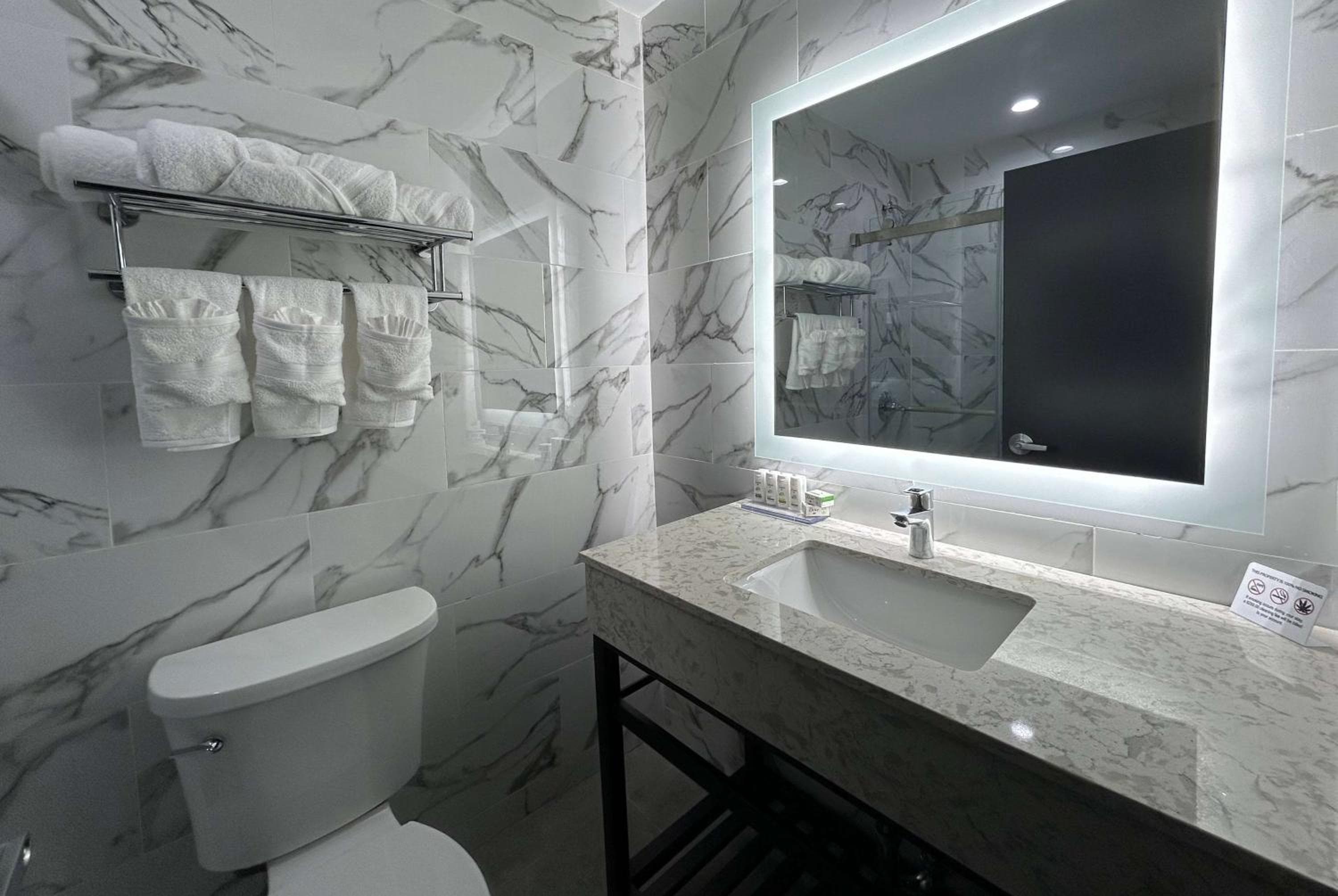 Ramada by Wyndham Brooklyn Near Flatbush