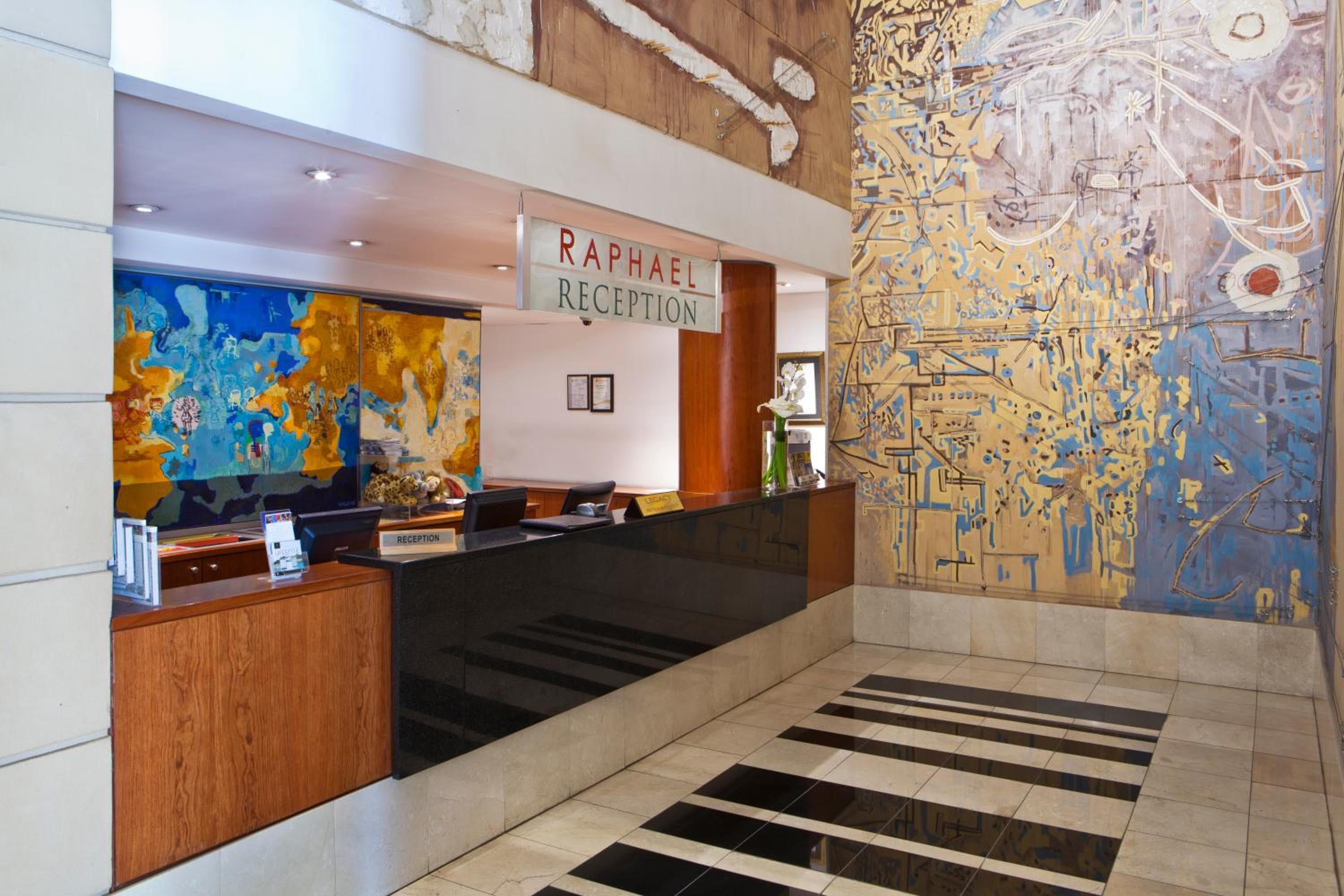 Raphael Suites