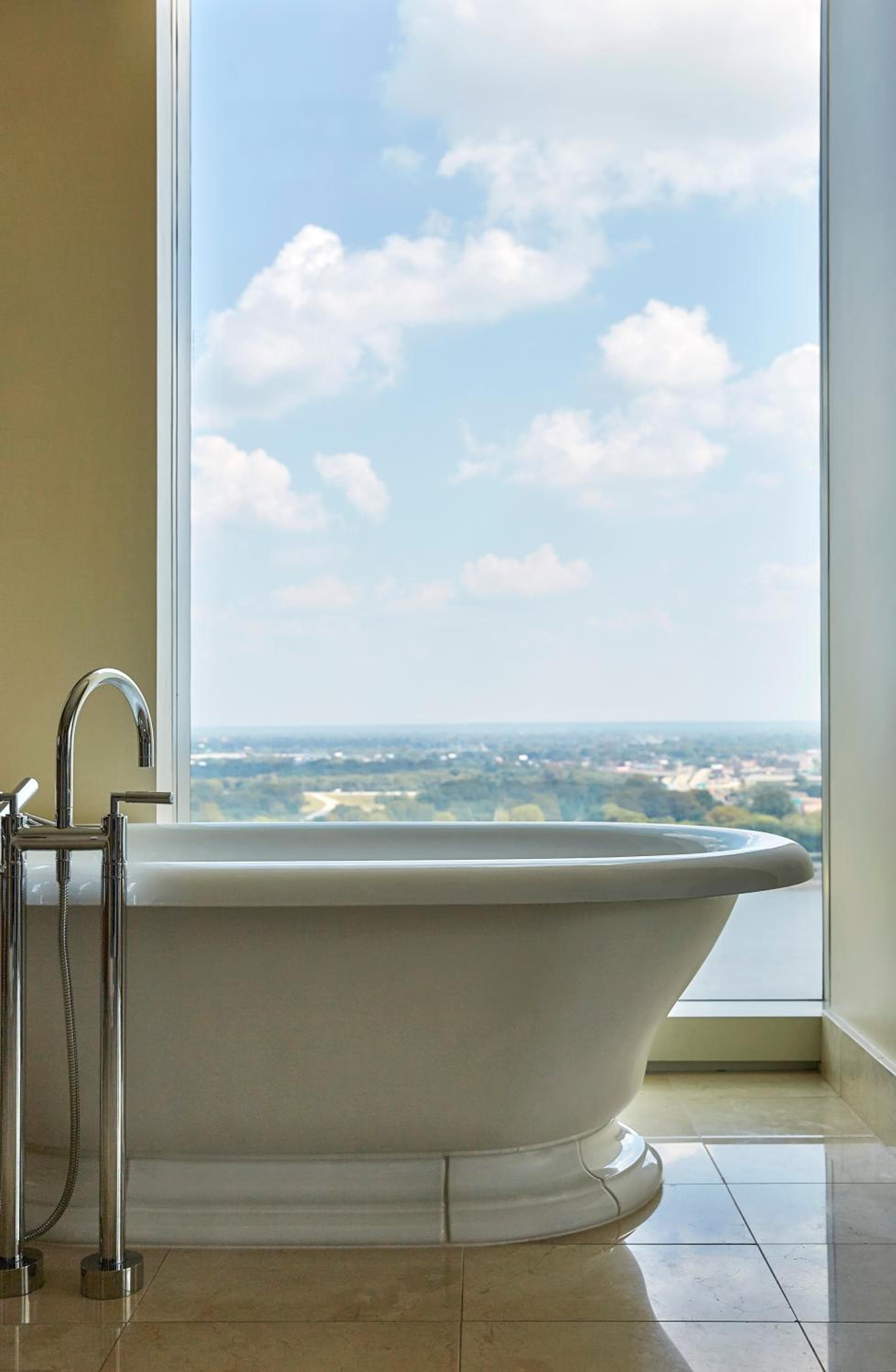 Four Seasons St. Louis