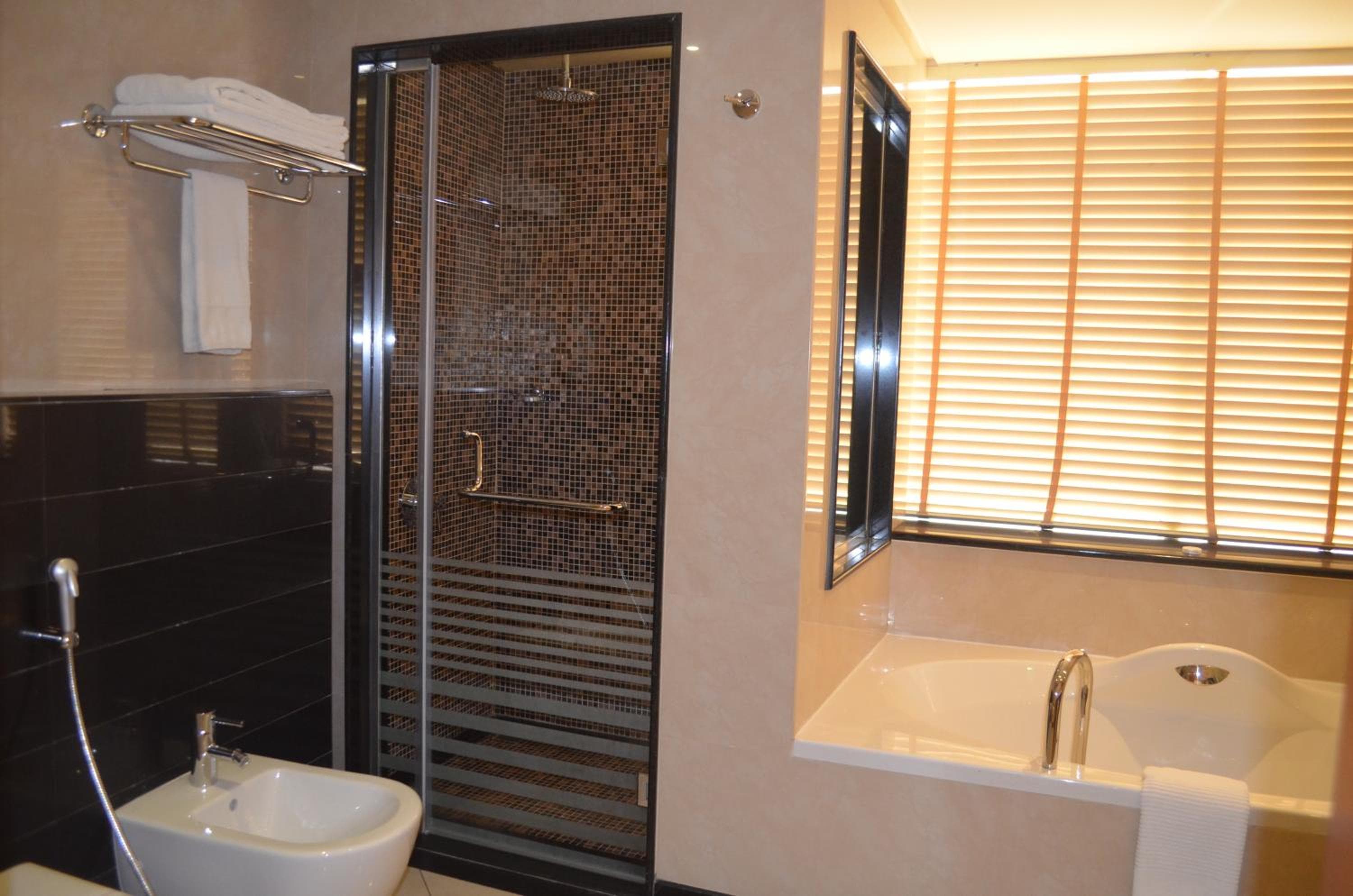 Eastyard Khobar Hotel
