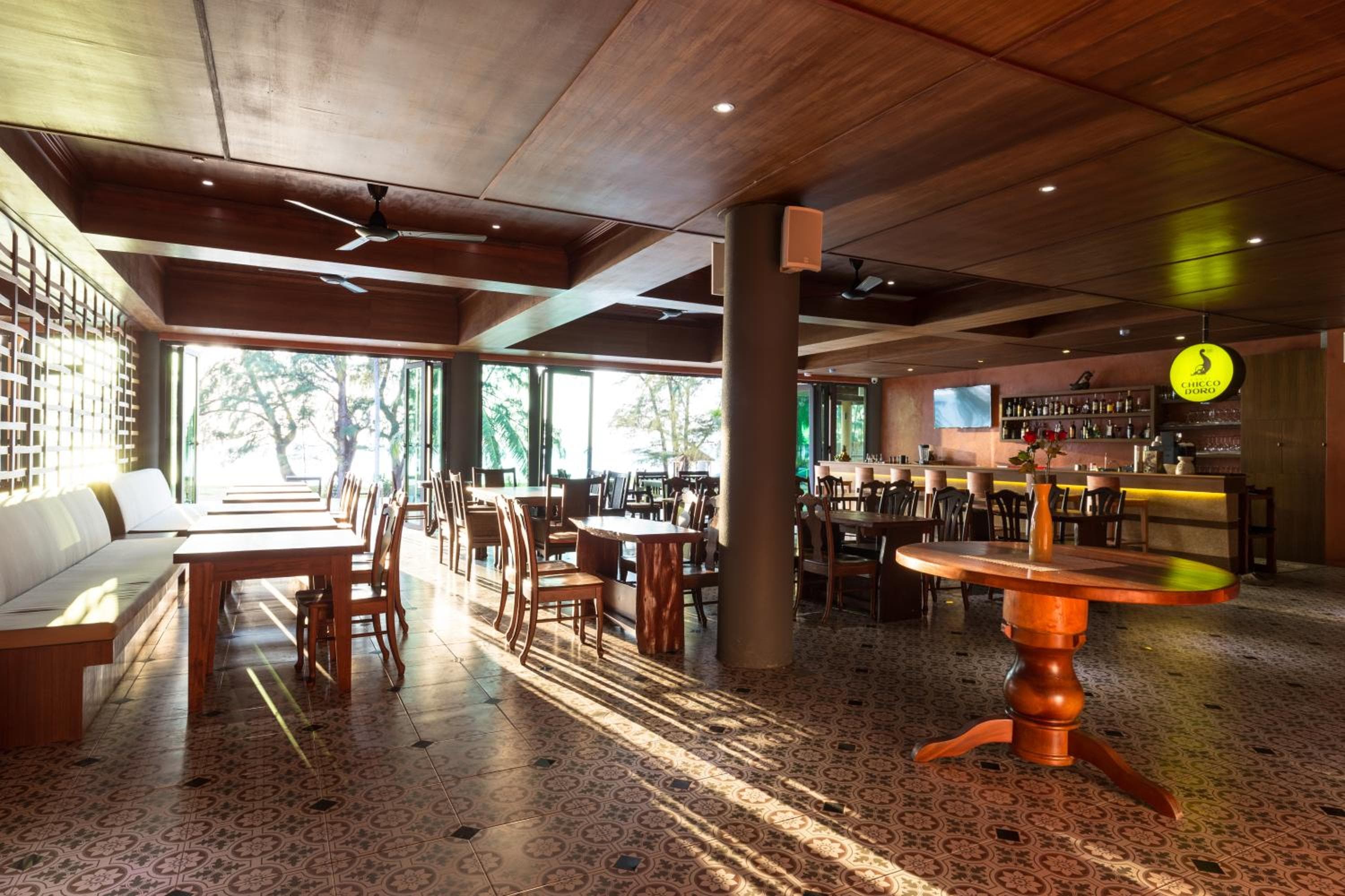 Coriacea Beachfront Boutique Phuket Resort