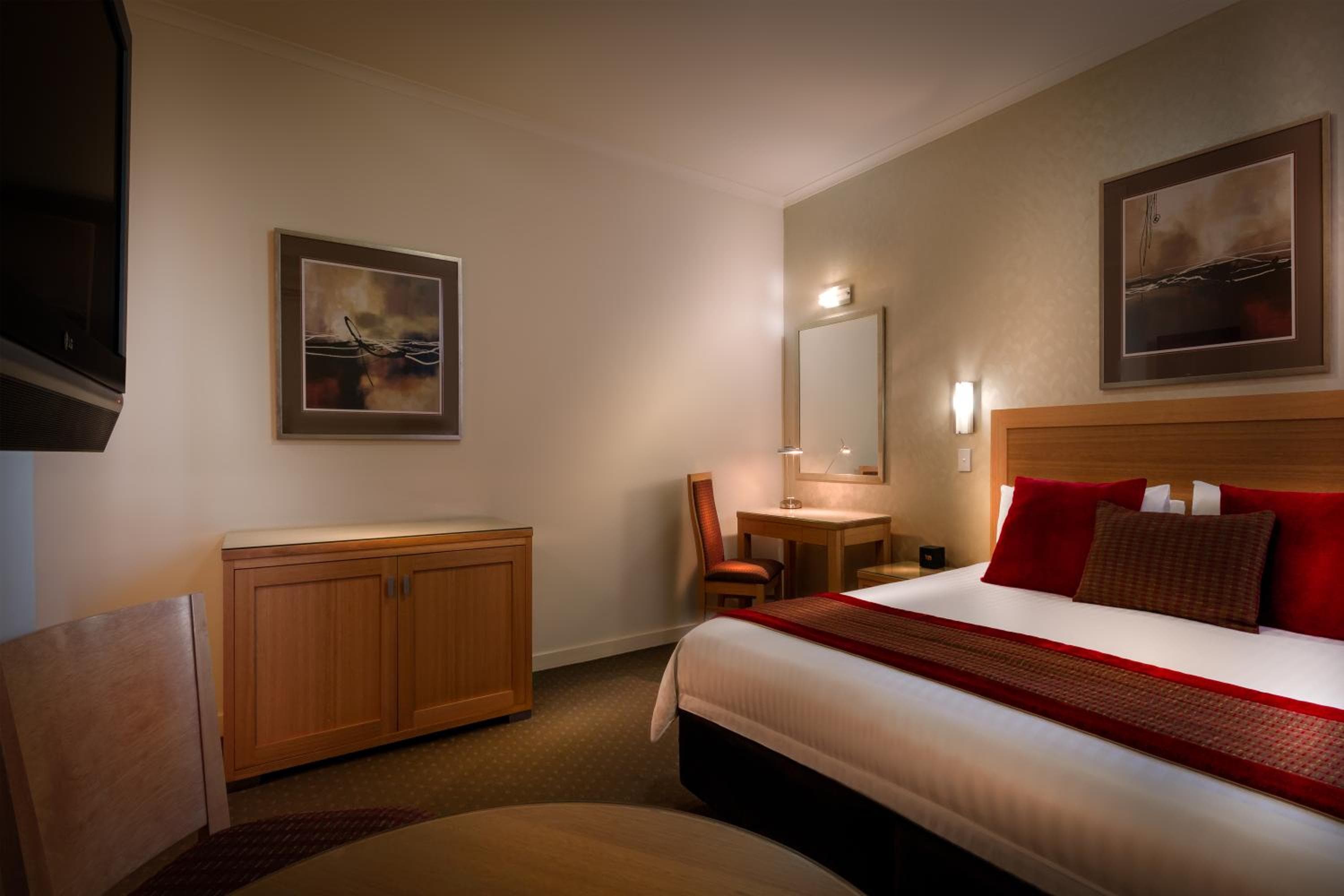 BEST WESTERN PLUS Travel Inn