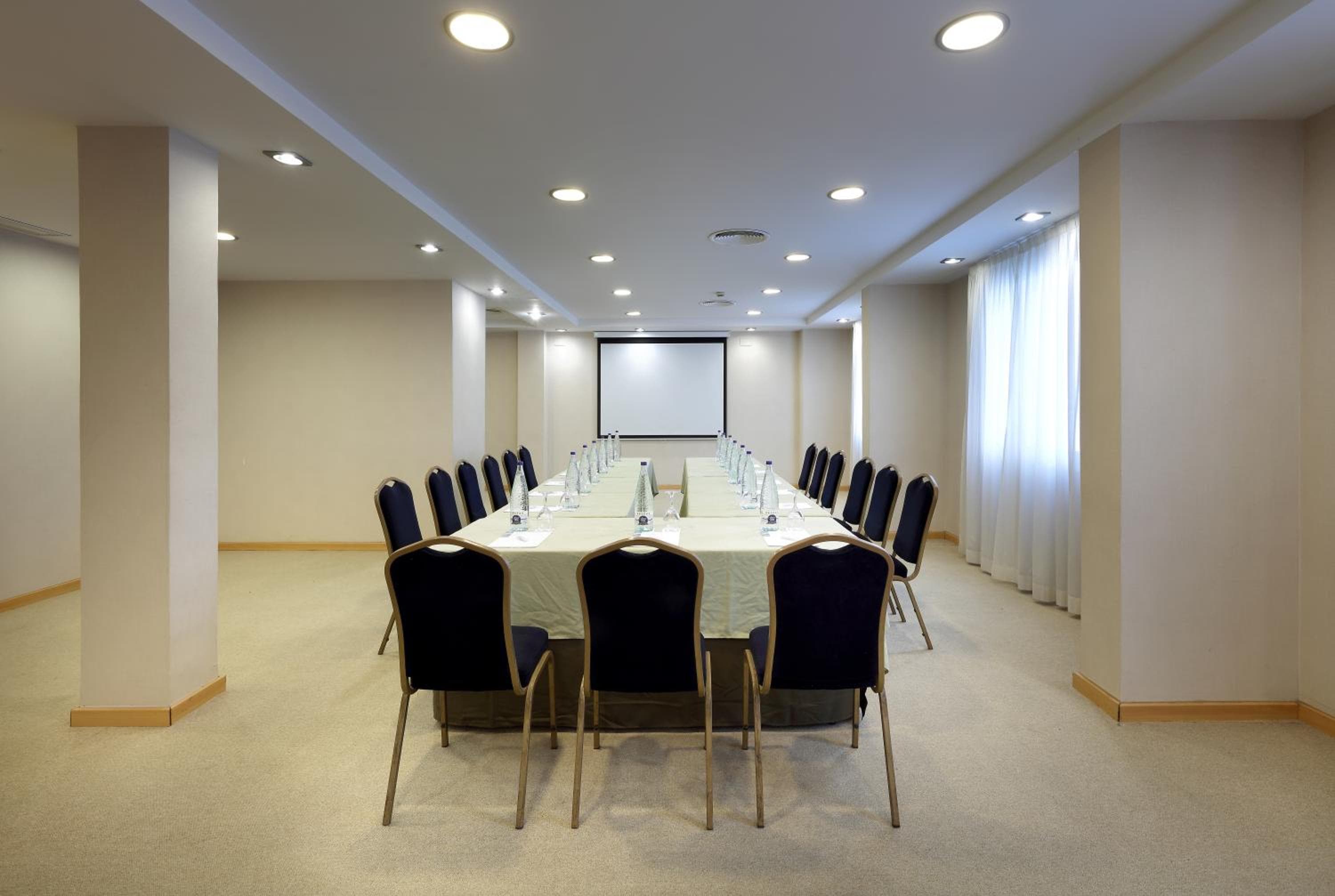 meeting & event spaces