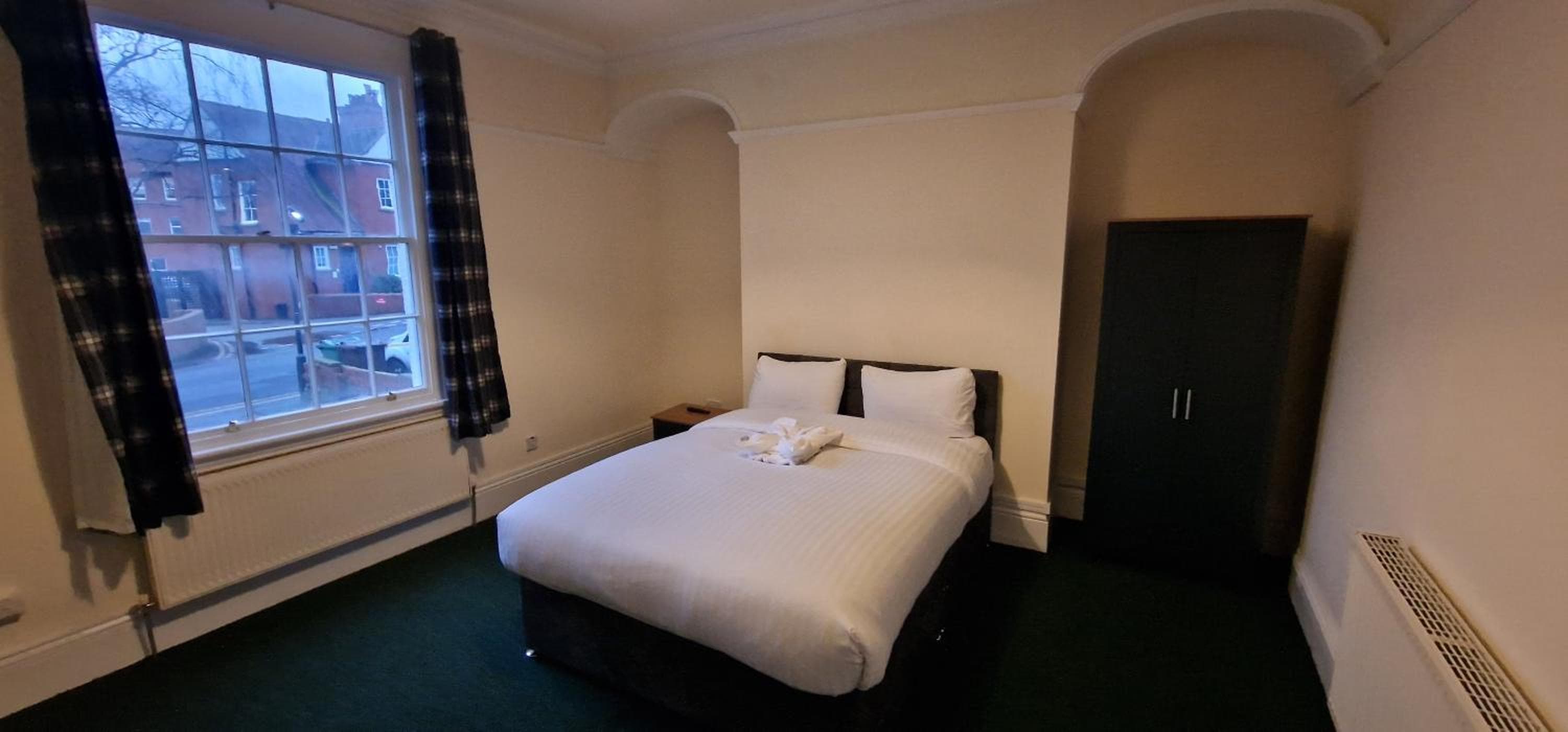 SELF CHECK-IN QUICK ROOMz WAKEFIELD