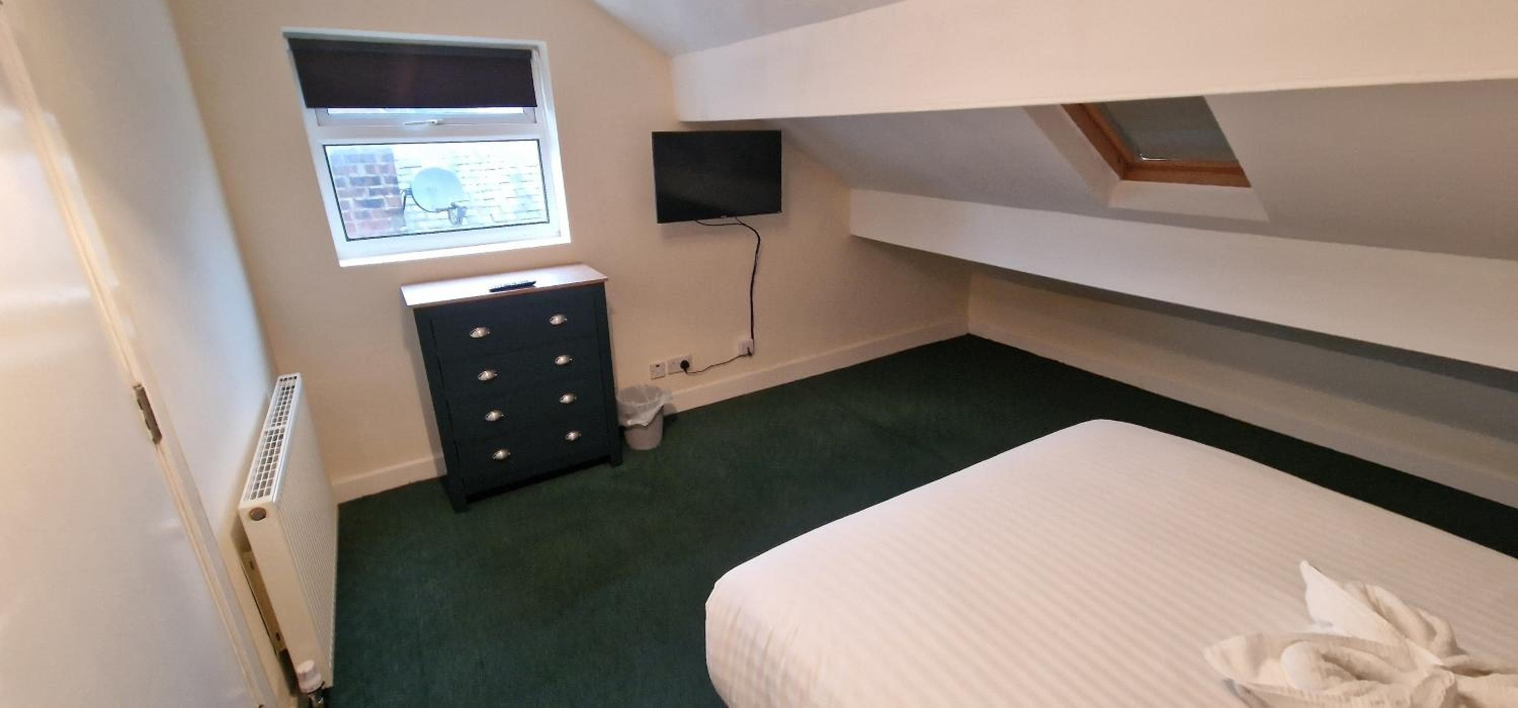 SELF CHECK-IN QUICK ROOMz WAKEFIELD
