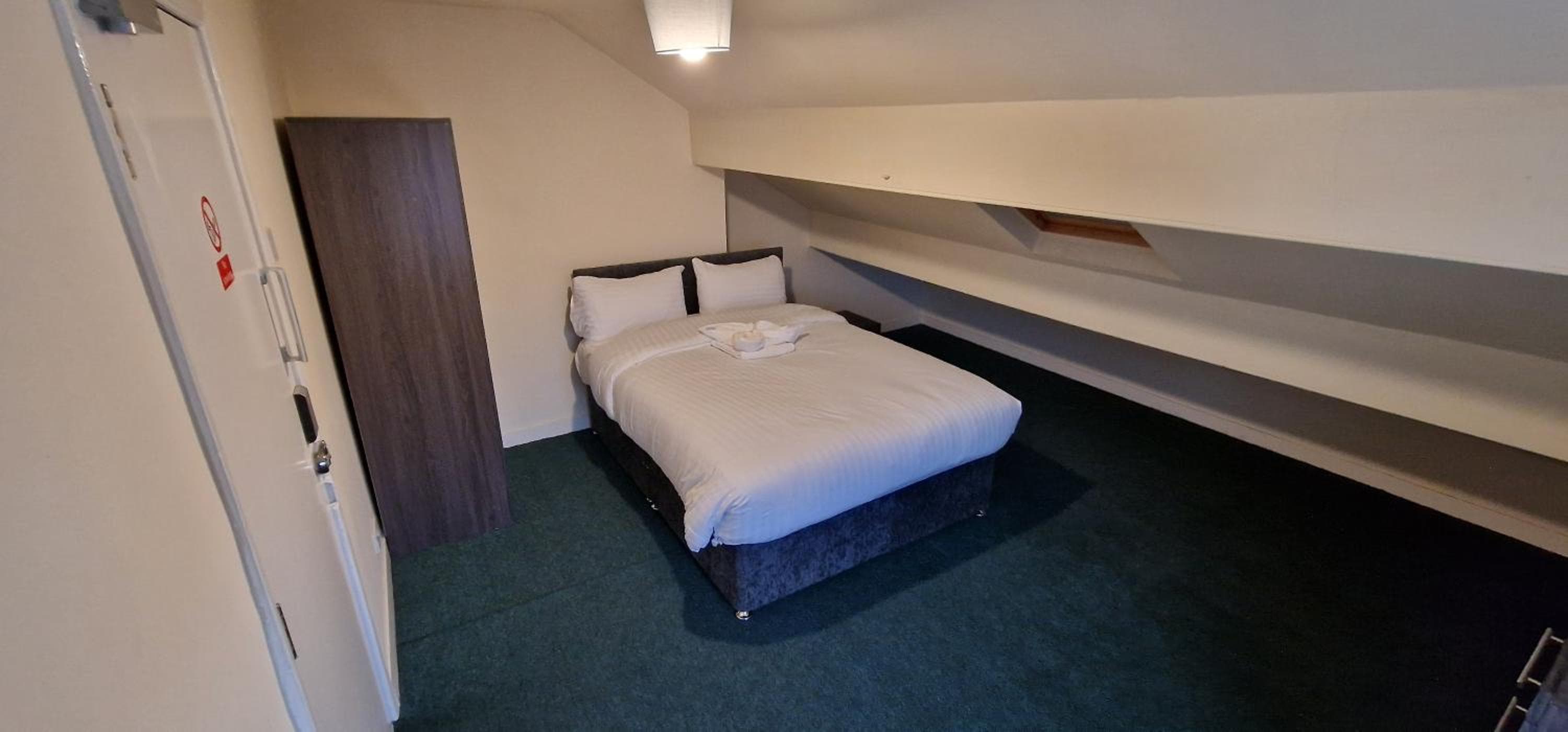 SELF CHECK-IN QUICK ROOMz WAKEFIELD