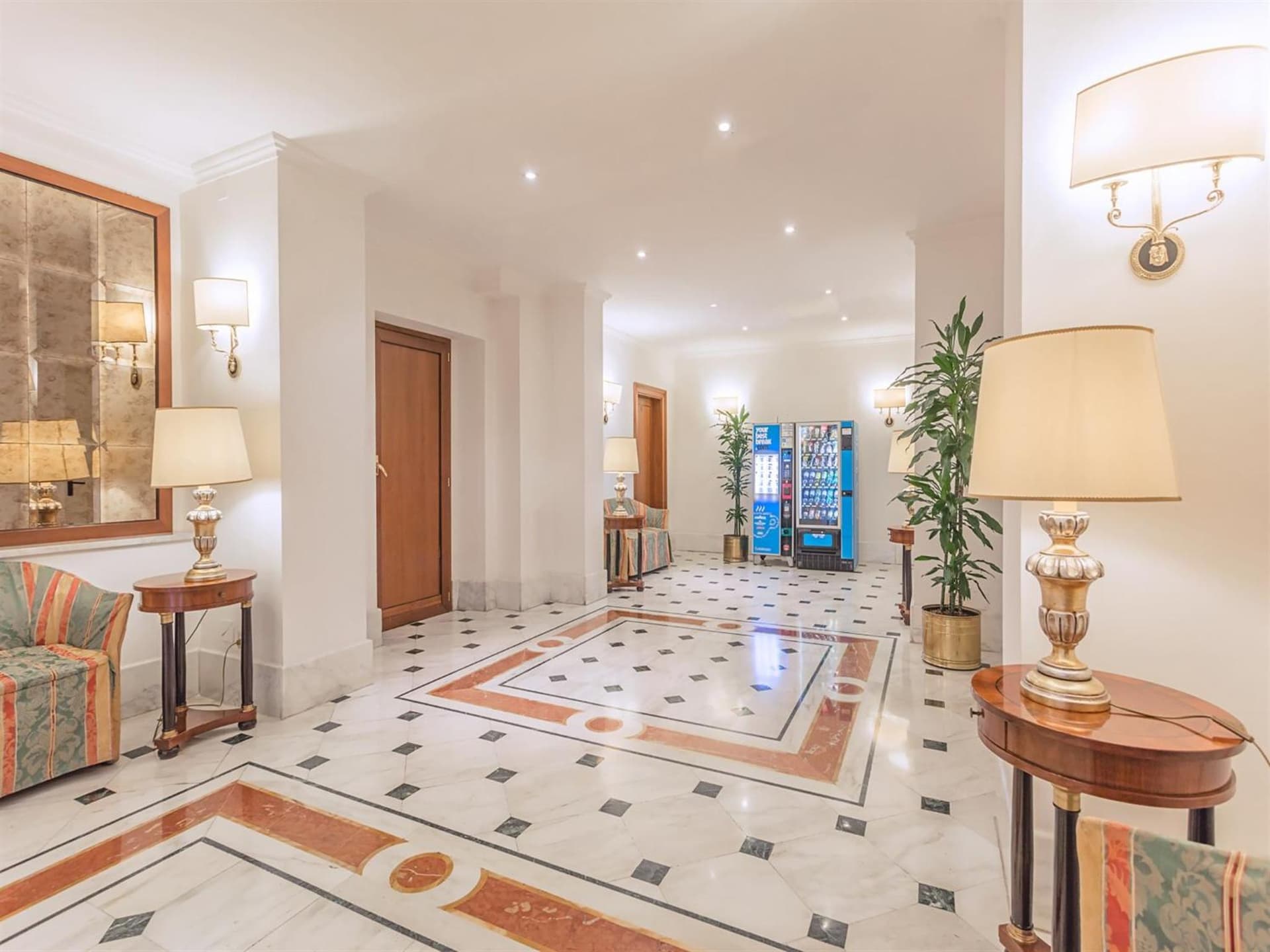 Raeli Hotel Luce