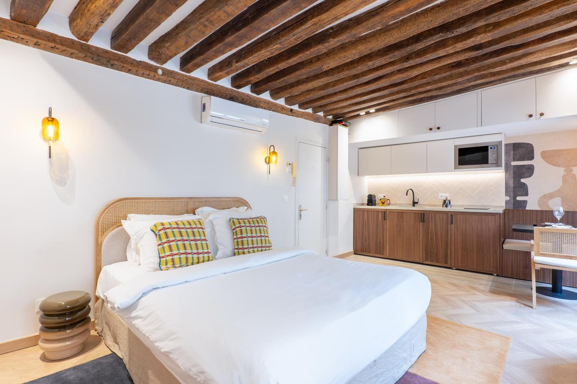 HolidaysInParis - Bourg Tibourg