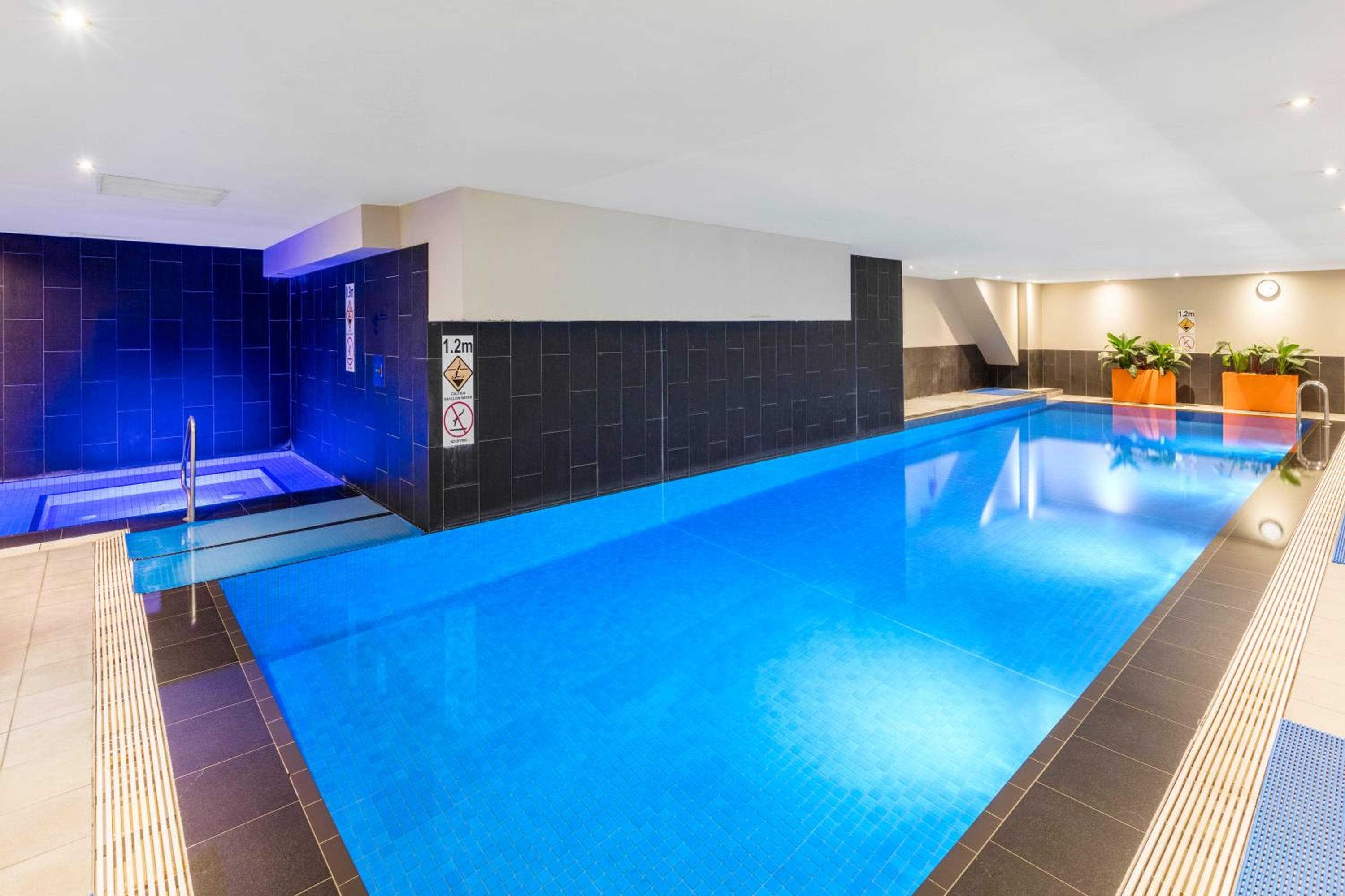 Oaks Melbourne on Market Hotel