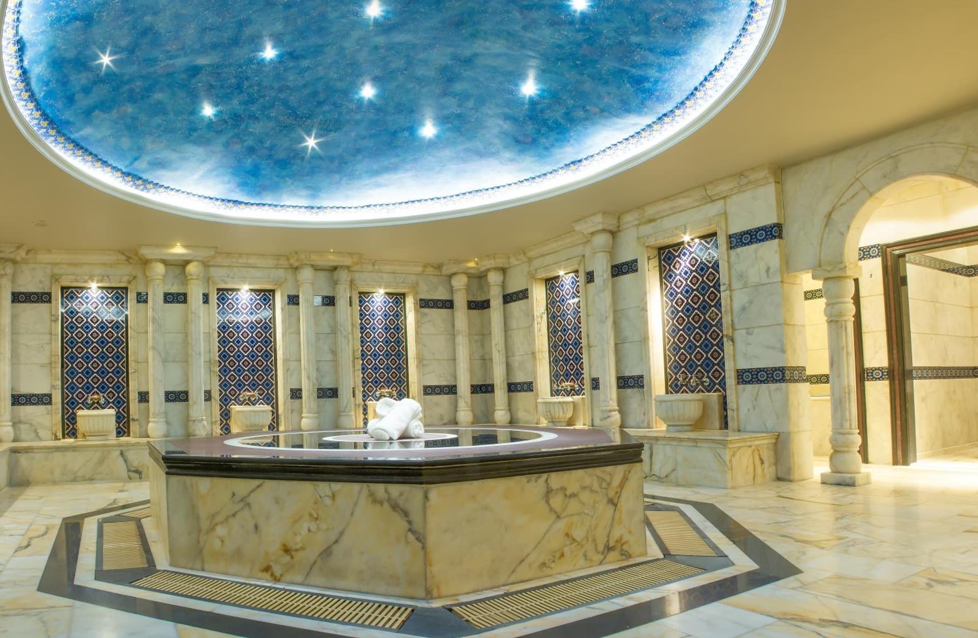 Thousand Nights Hotel Amman - فندق ثاوزند نايتس عمان