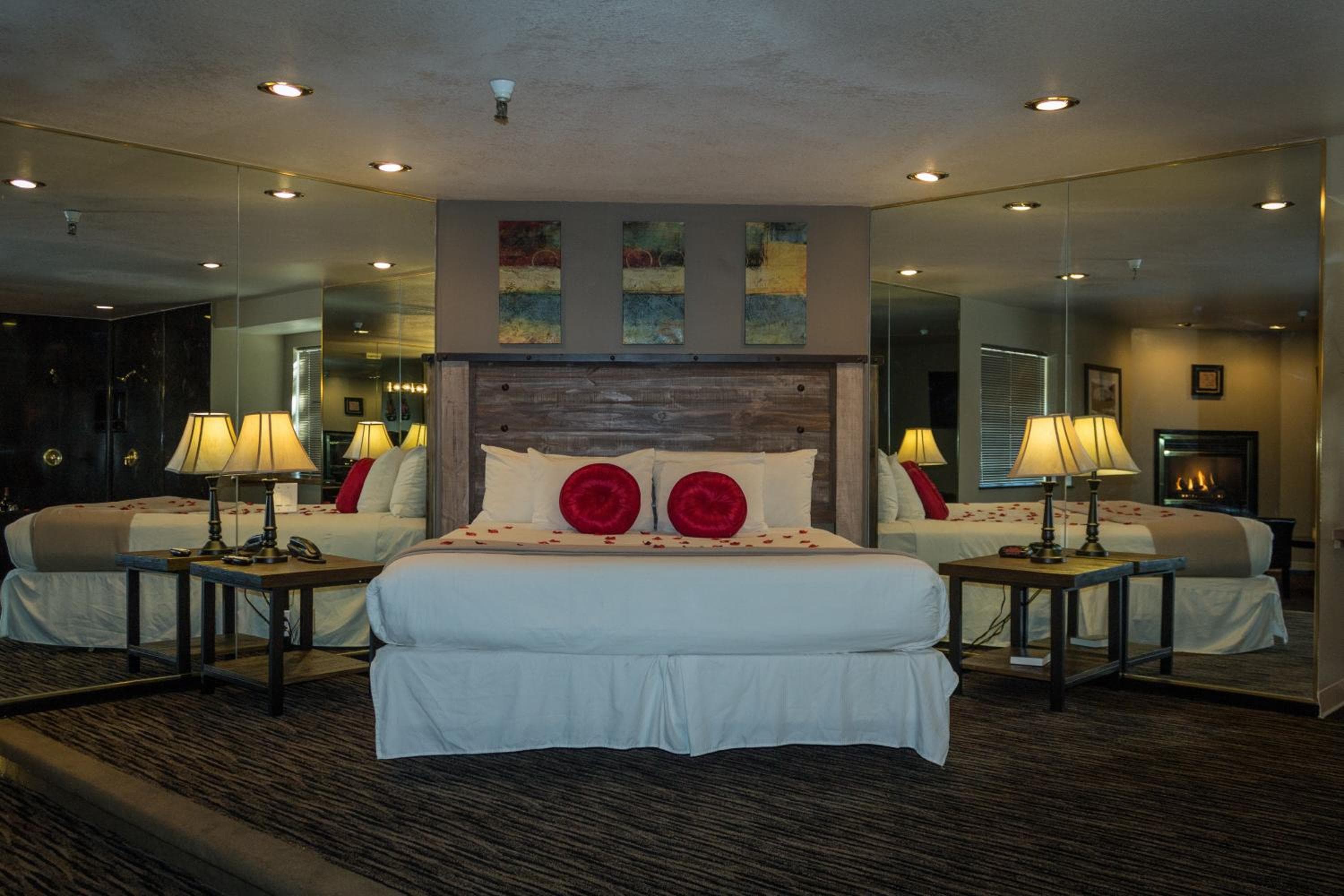 Postmarc Hotel and Spa Suites