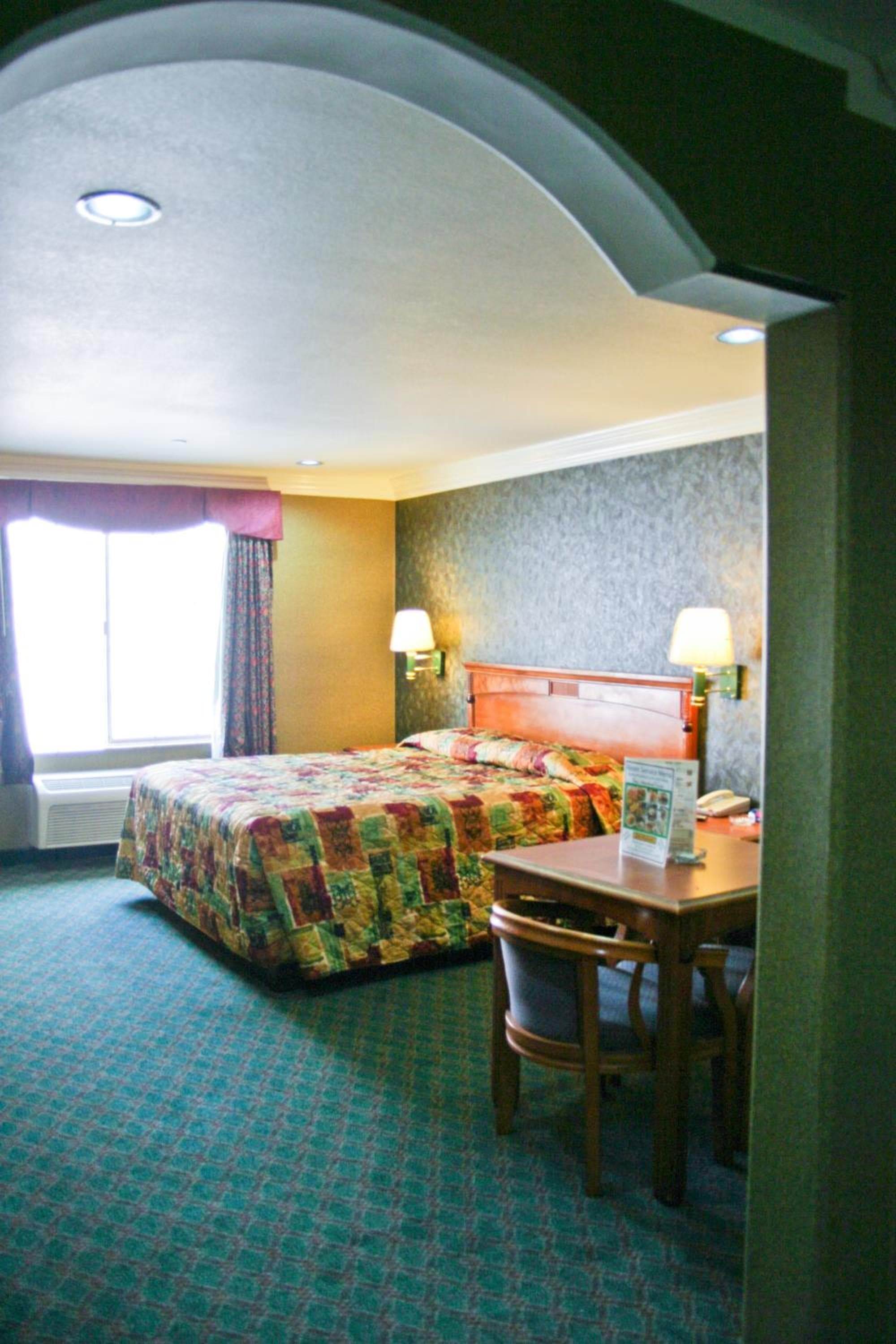 Crystal Inn Suites & Spas