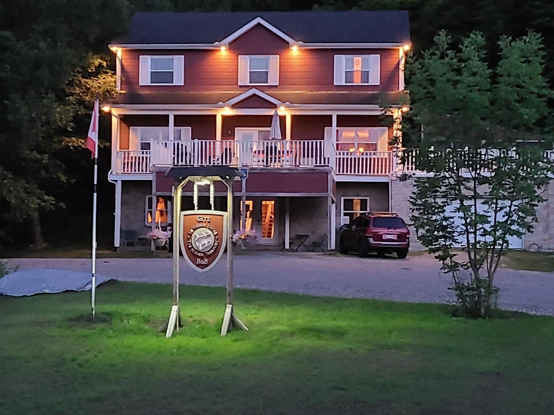 Gîte Le Trésor Caché Bed & Breakfast