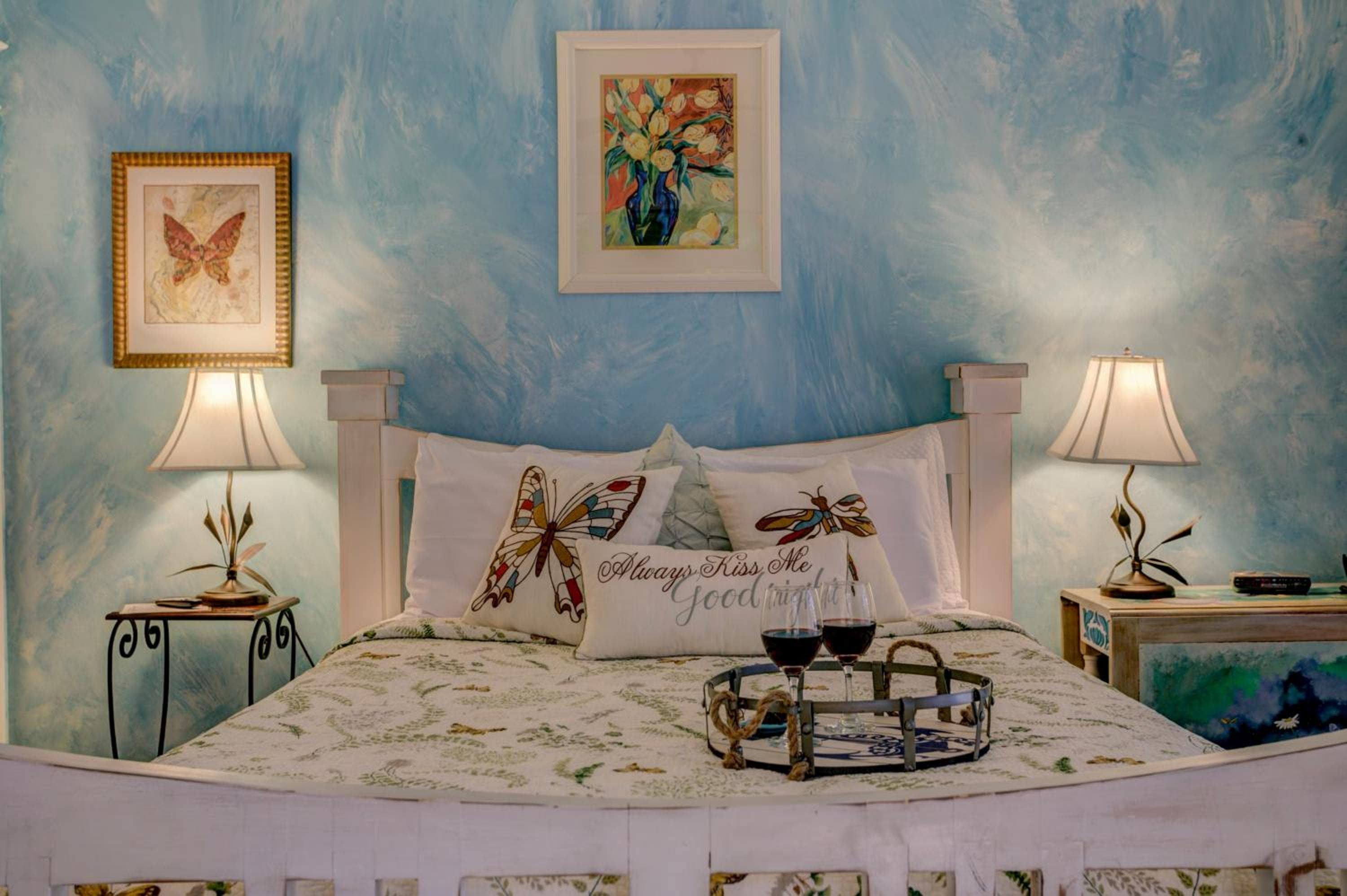 Anchor Inn NSB Bed and Breakfast