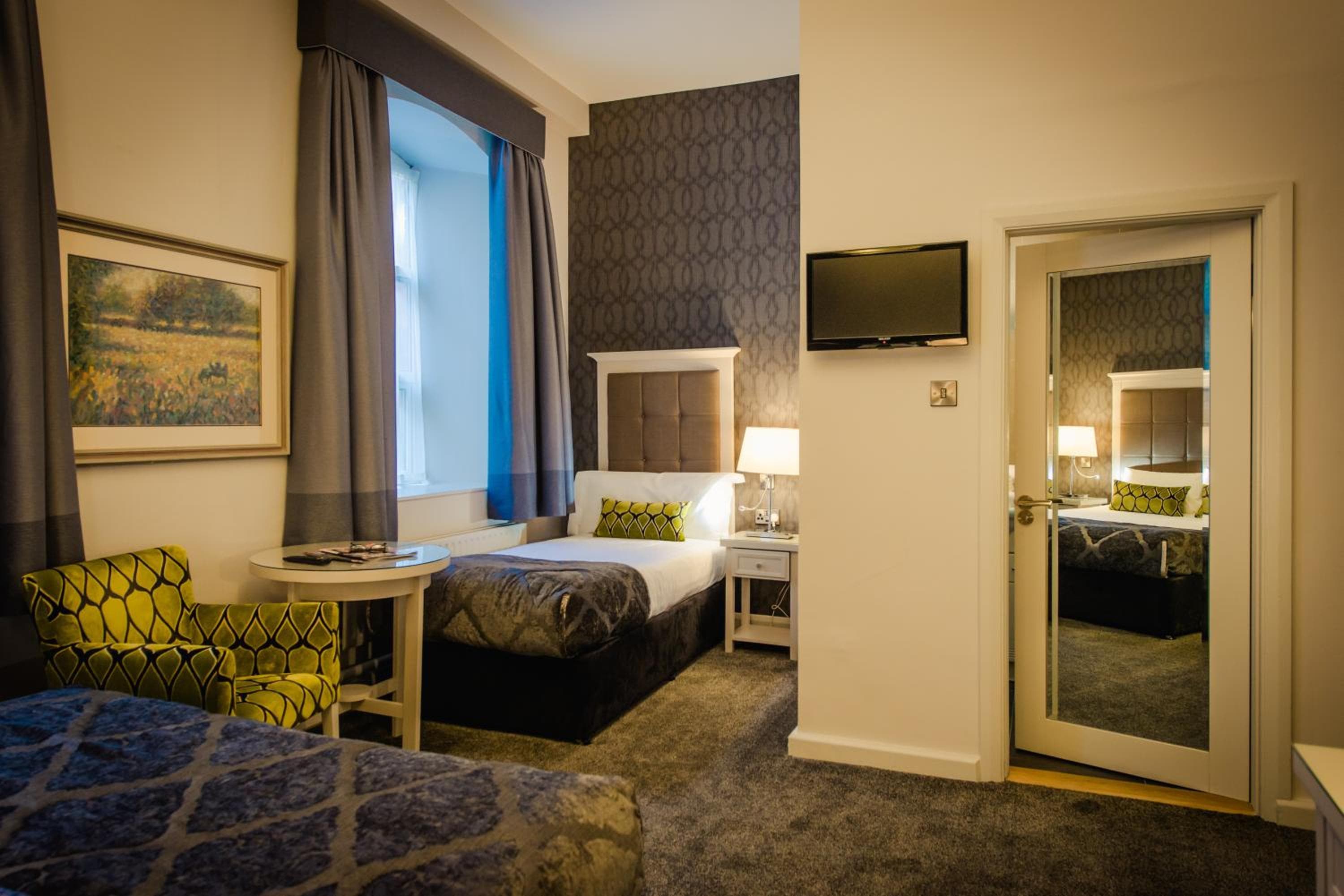 Hotel Isaacs Cork City