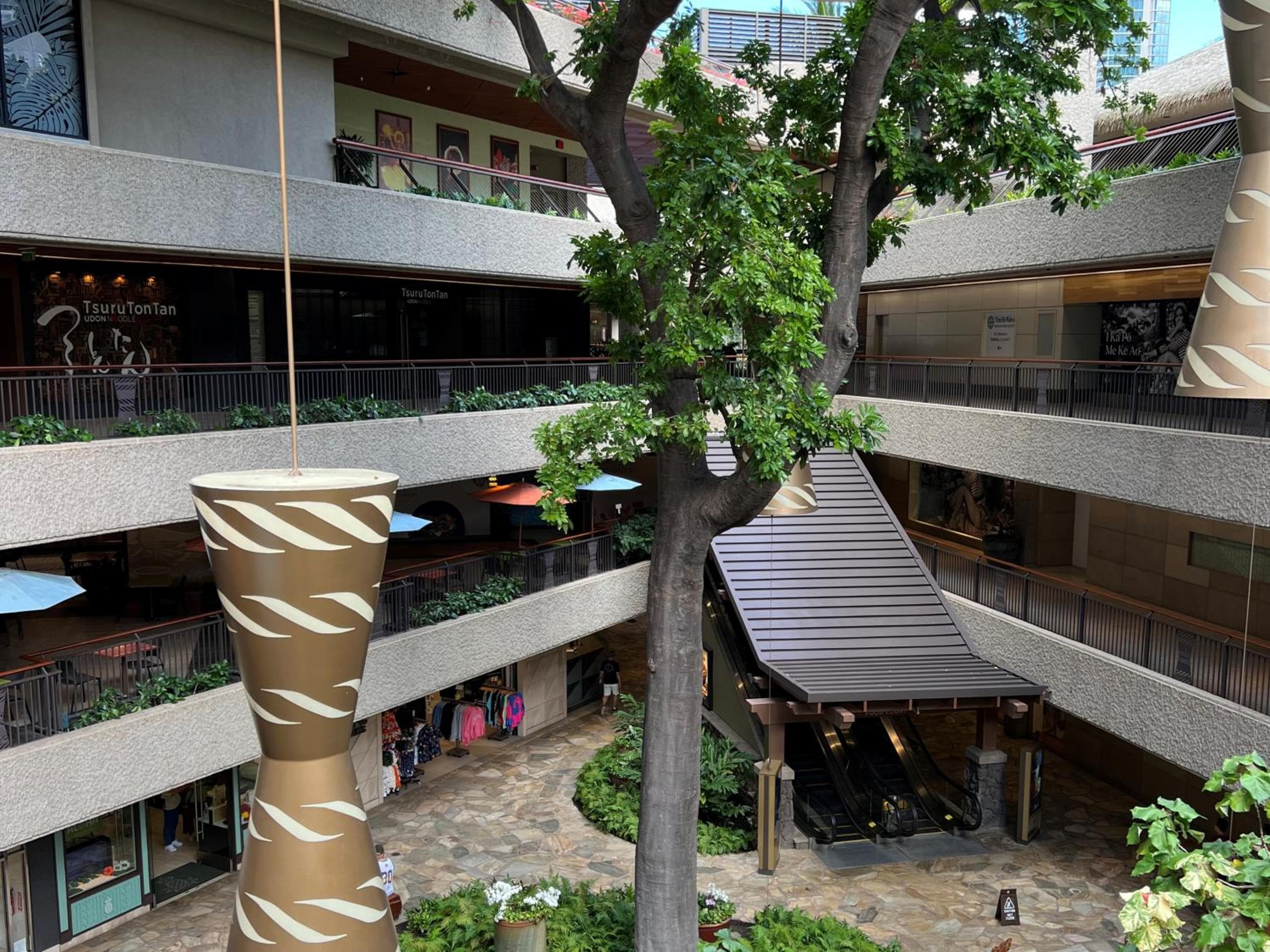 First Cabin International Hawaii