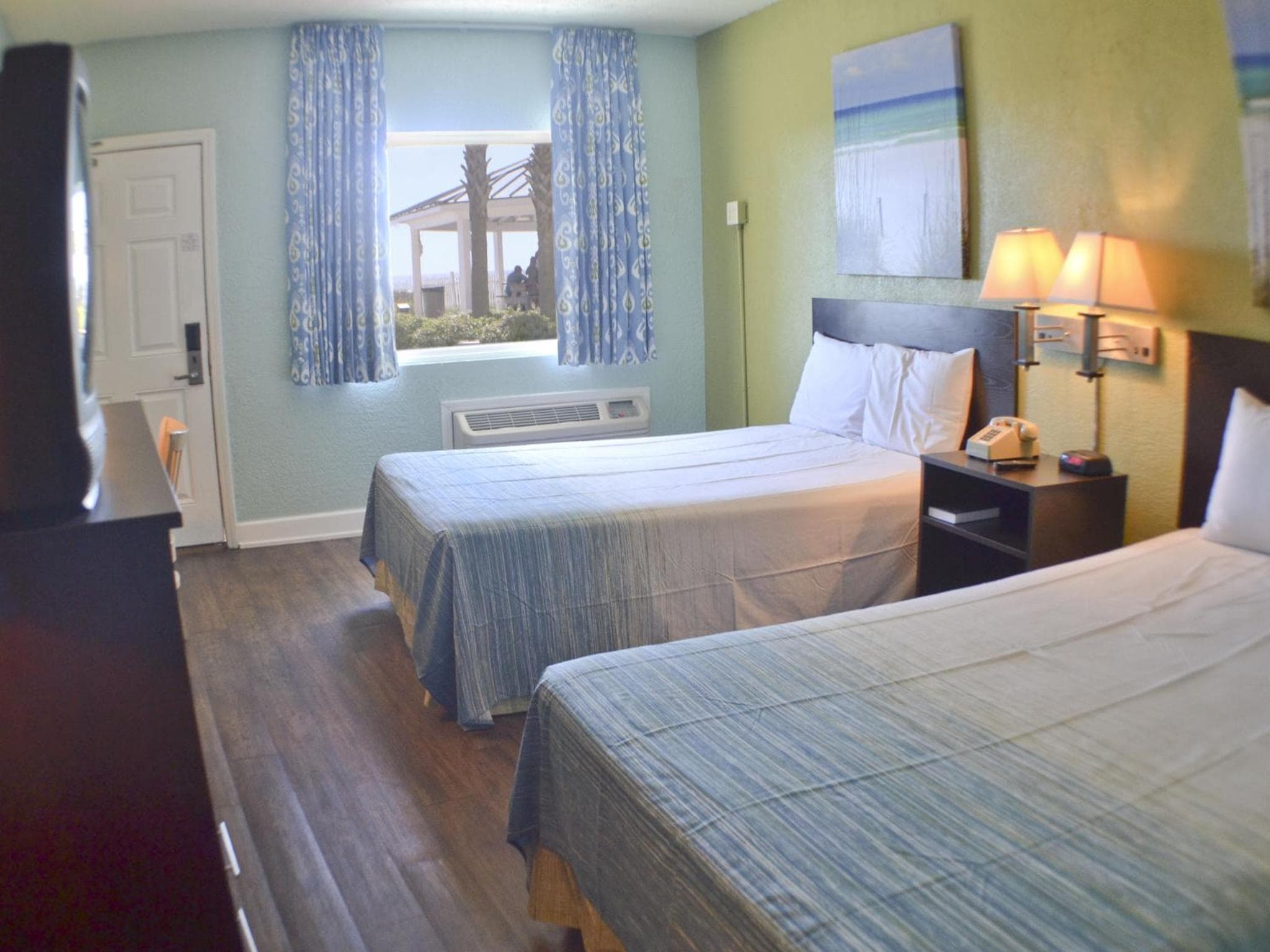 Boardwalk Beach Hotel