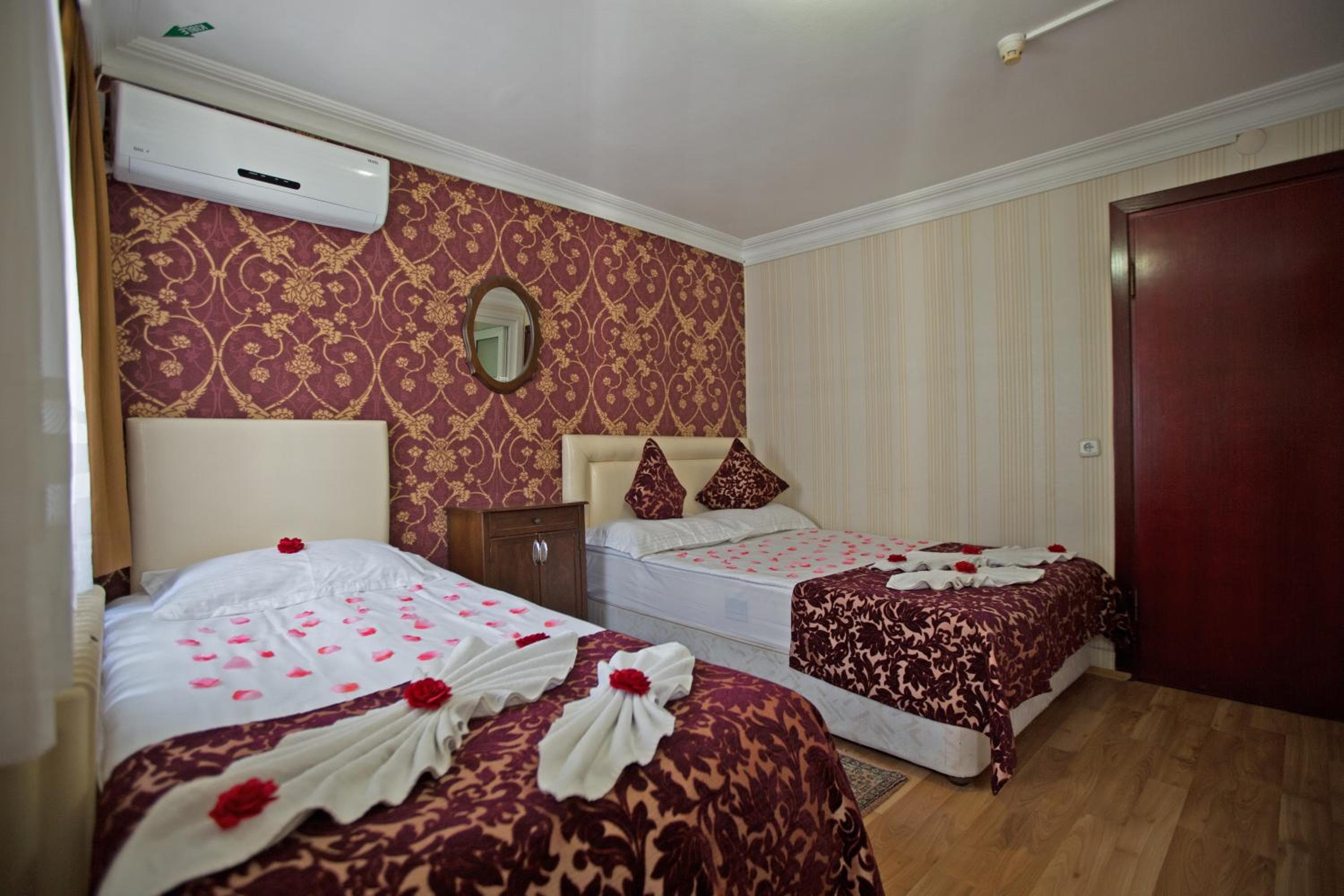 Sirkeci Emek Hotel