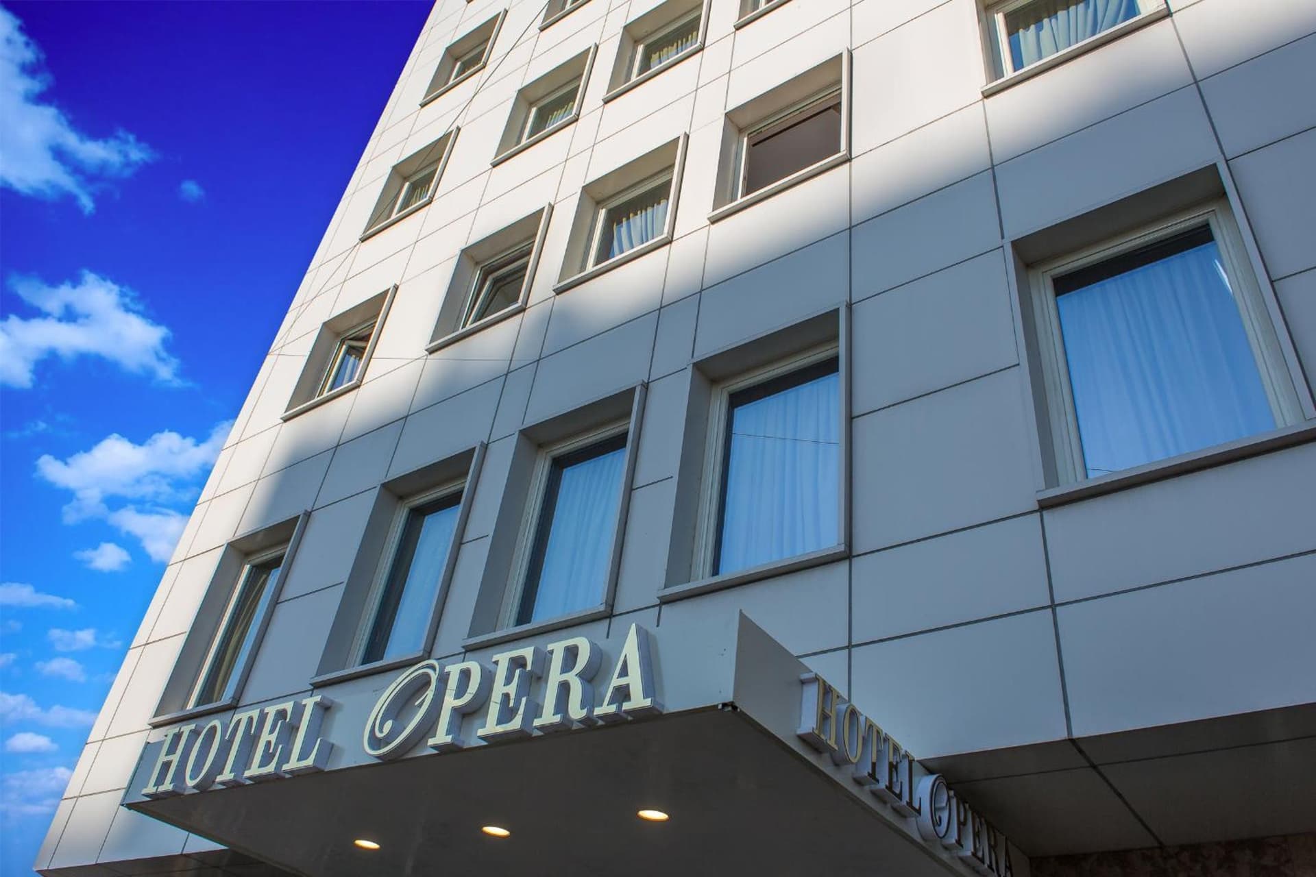 Hotel Opera
