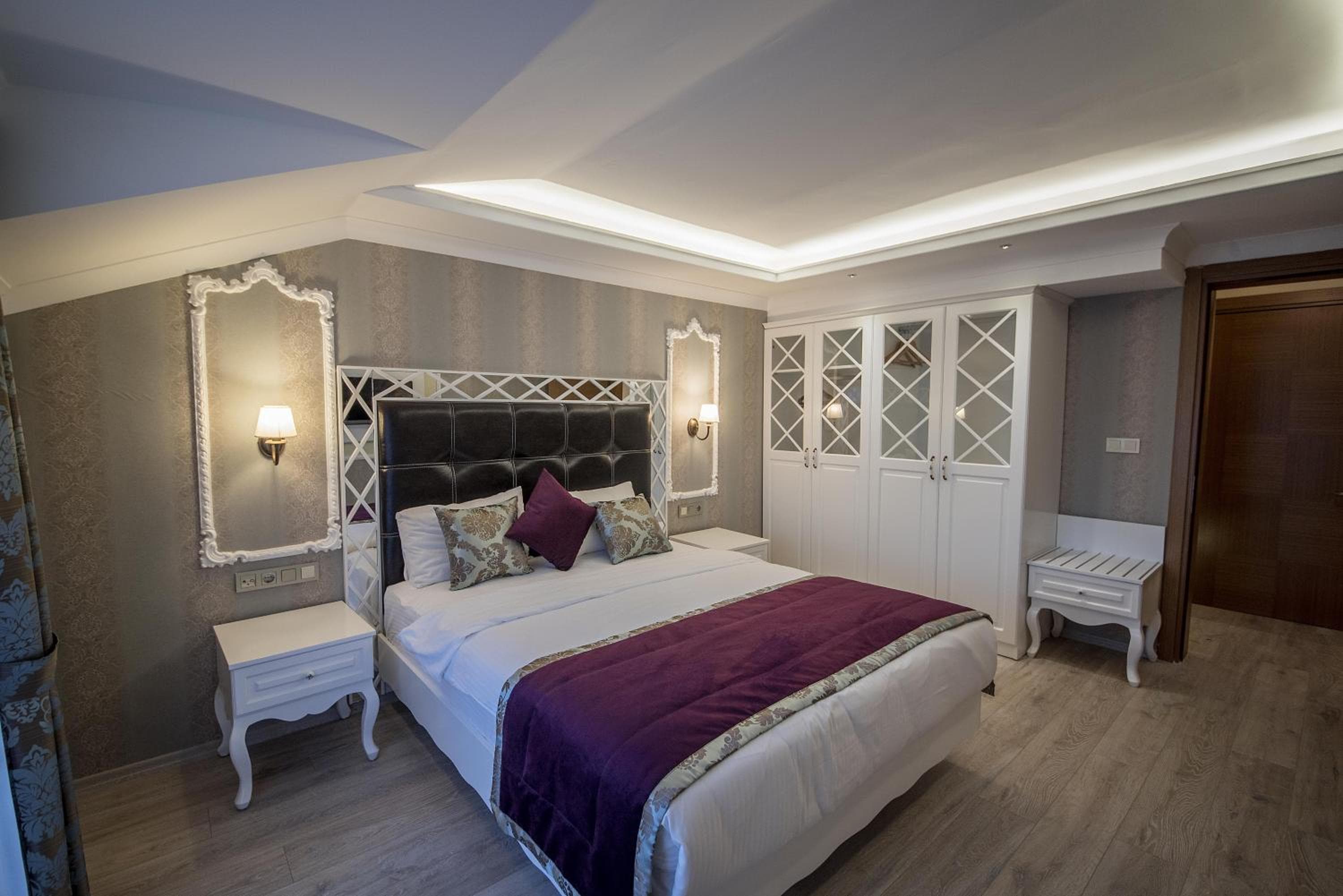 Yeniceri City Hotel