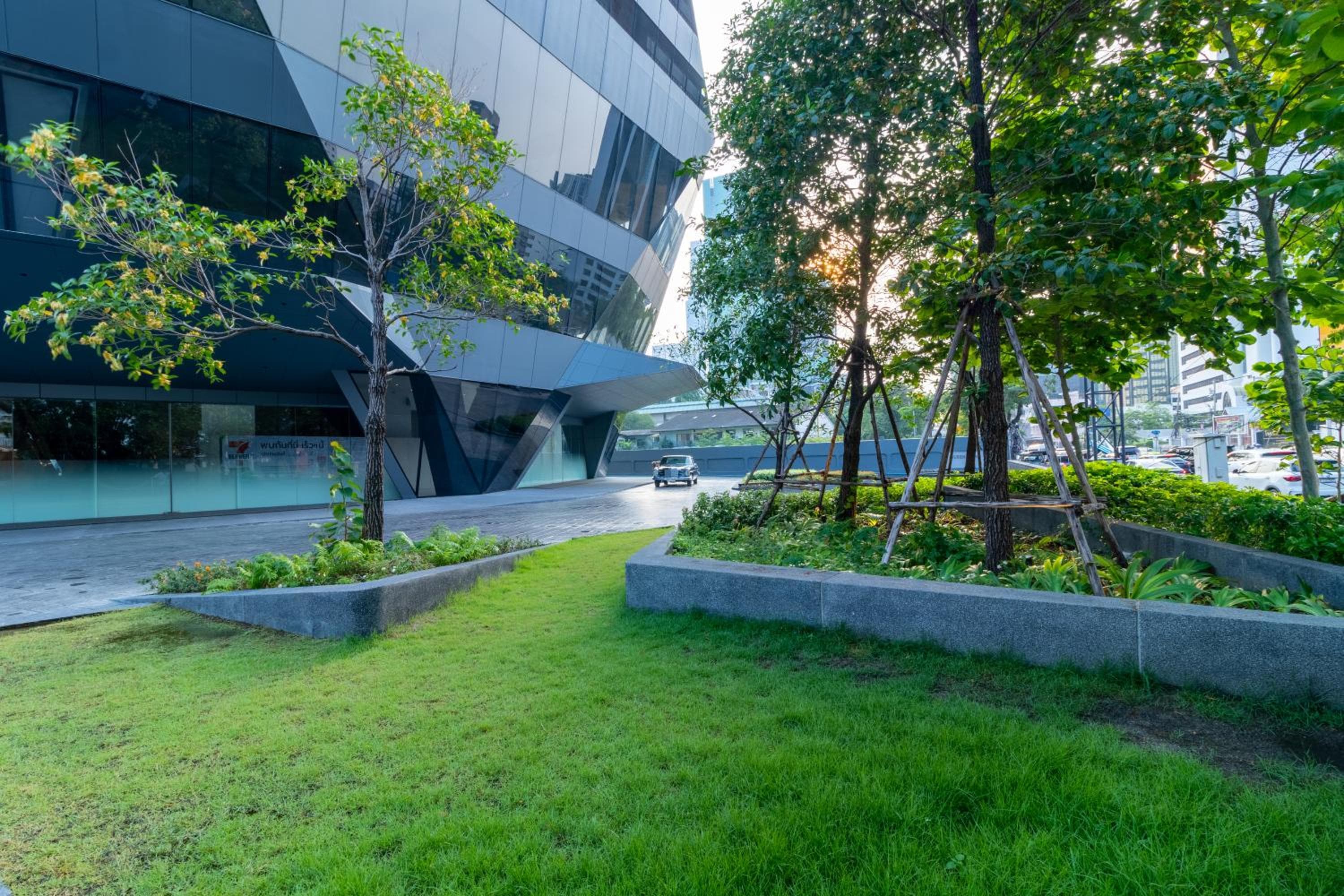 Queensland Hotel Bangkok