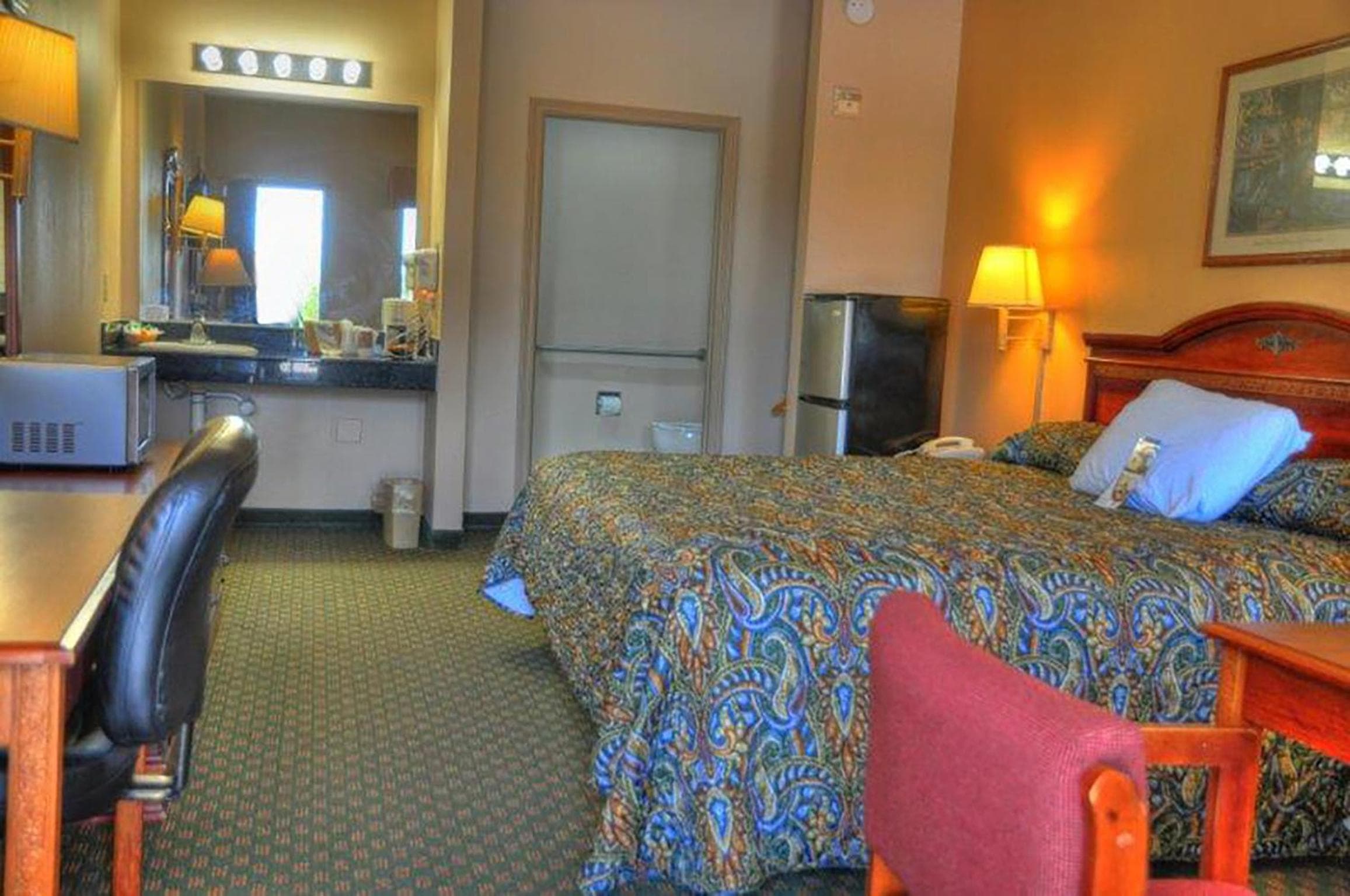 Quality Inn & Suites Victoria South