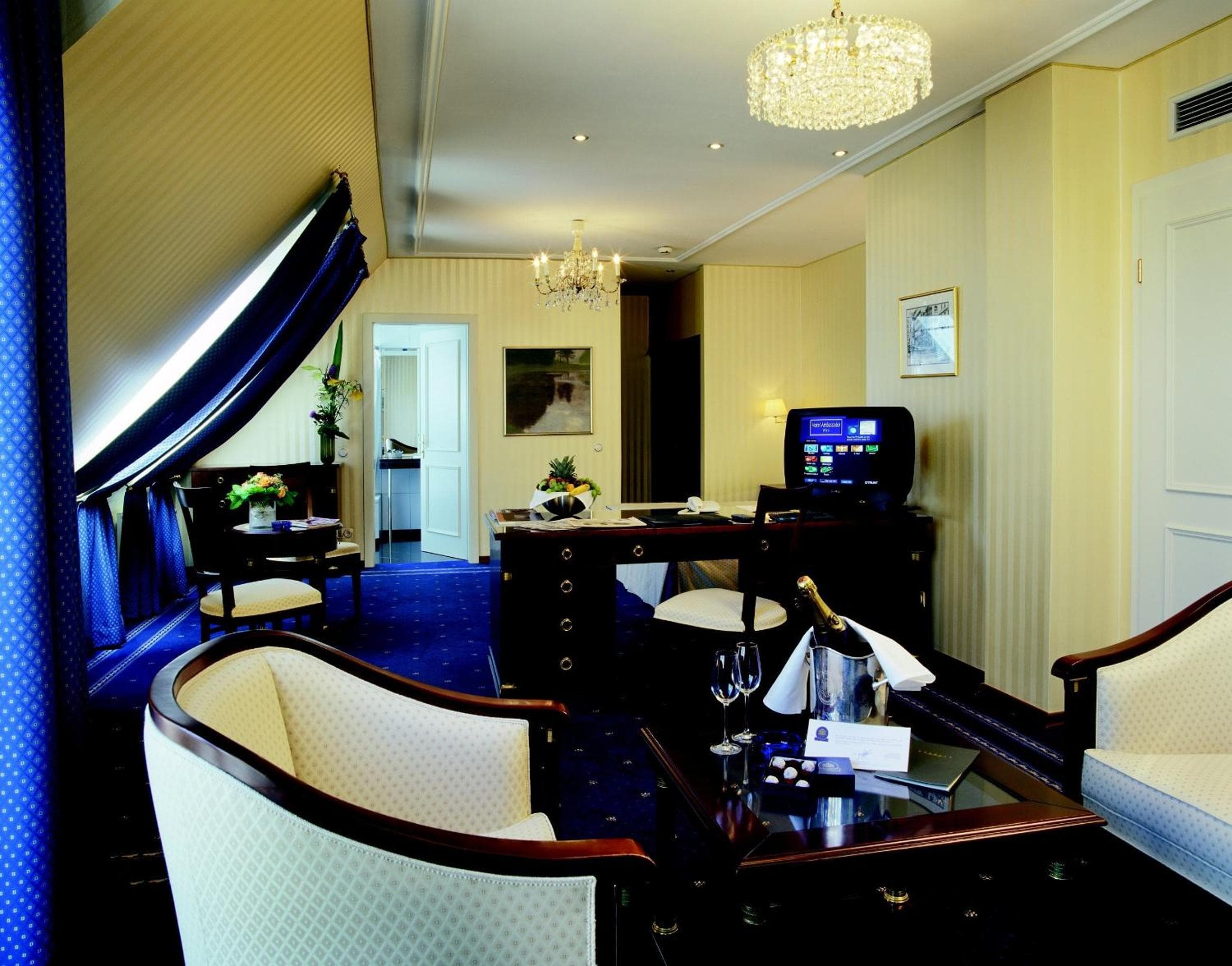 Hotel Ambassador