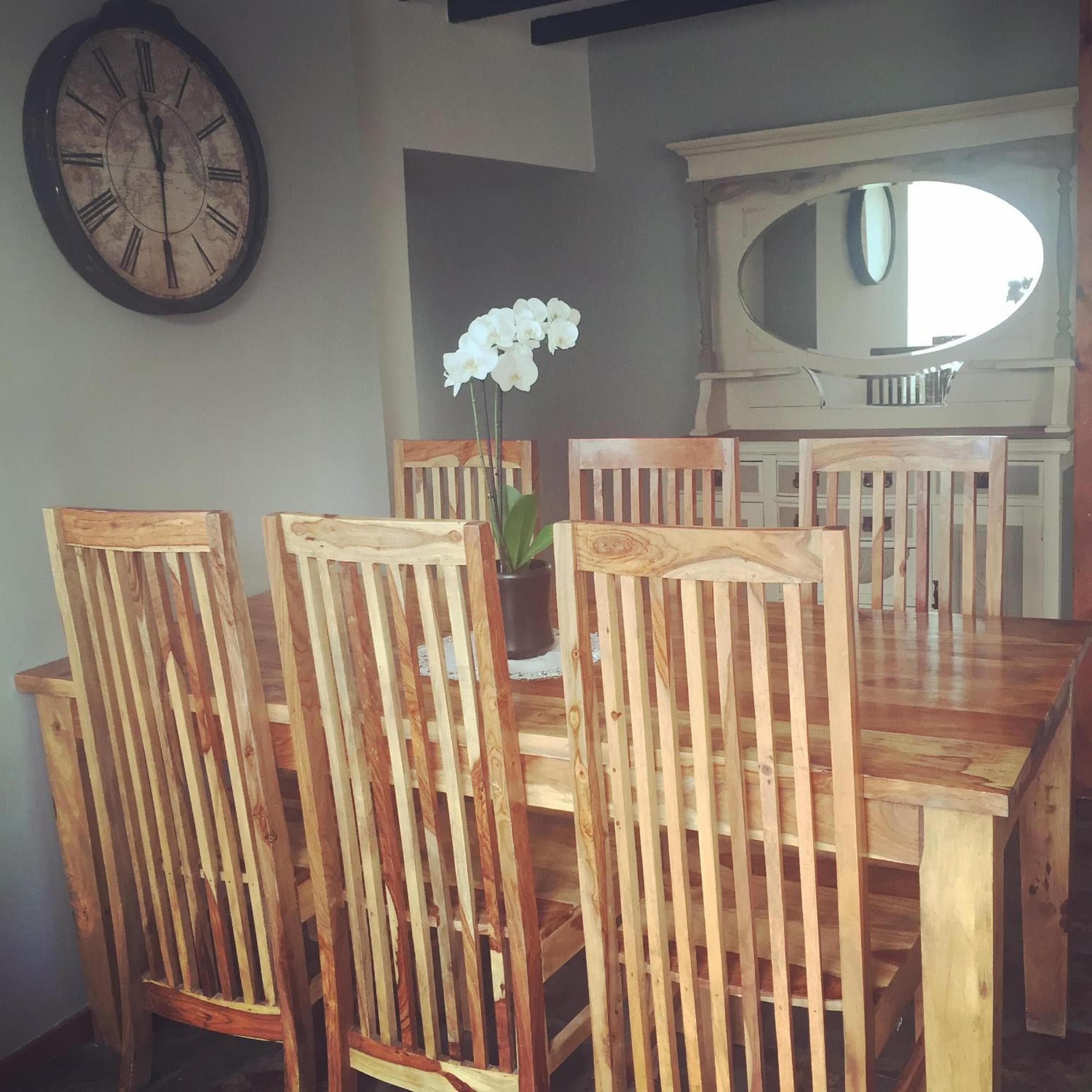 The Golden Fleece Inn