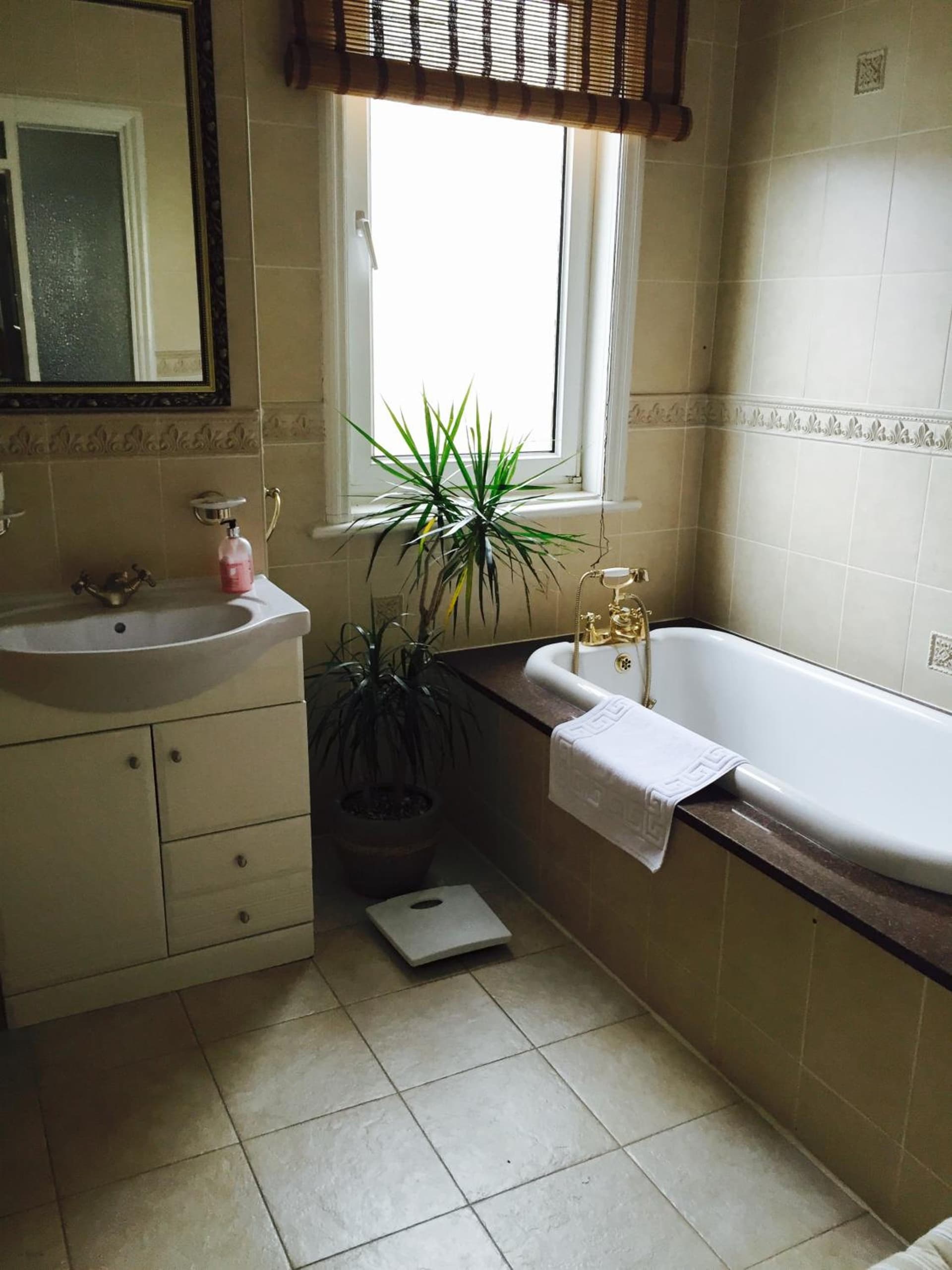 Sandsides Guest House