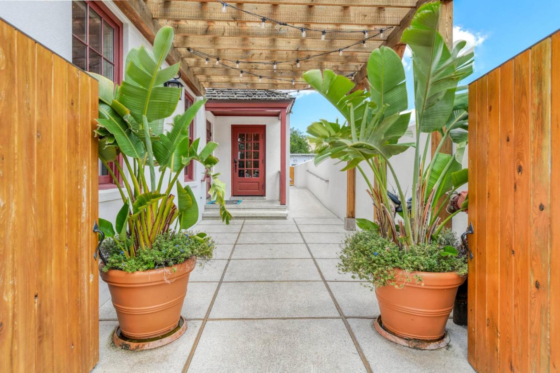 61 Spanish St. Unit A