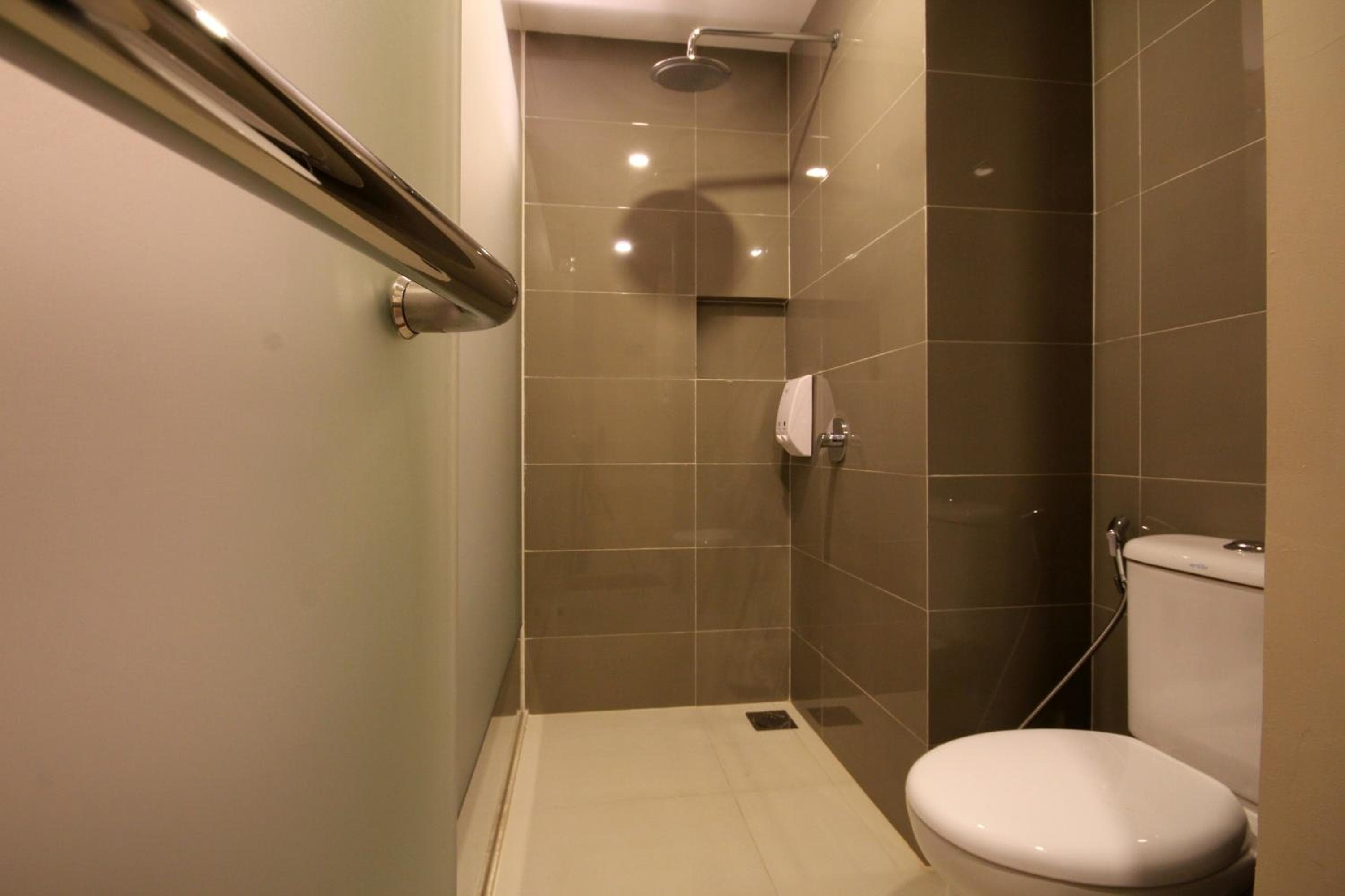 OS Hotel Airport Batam