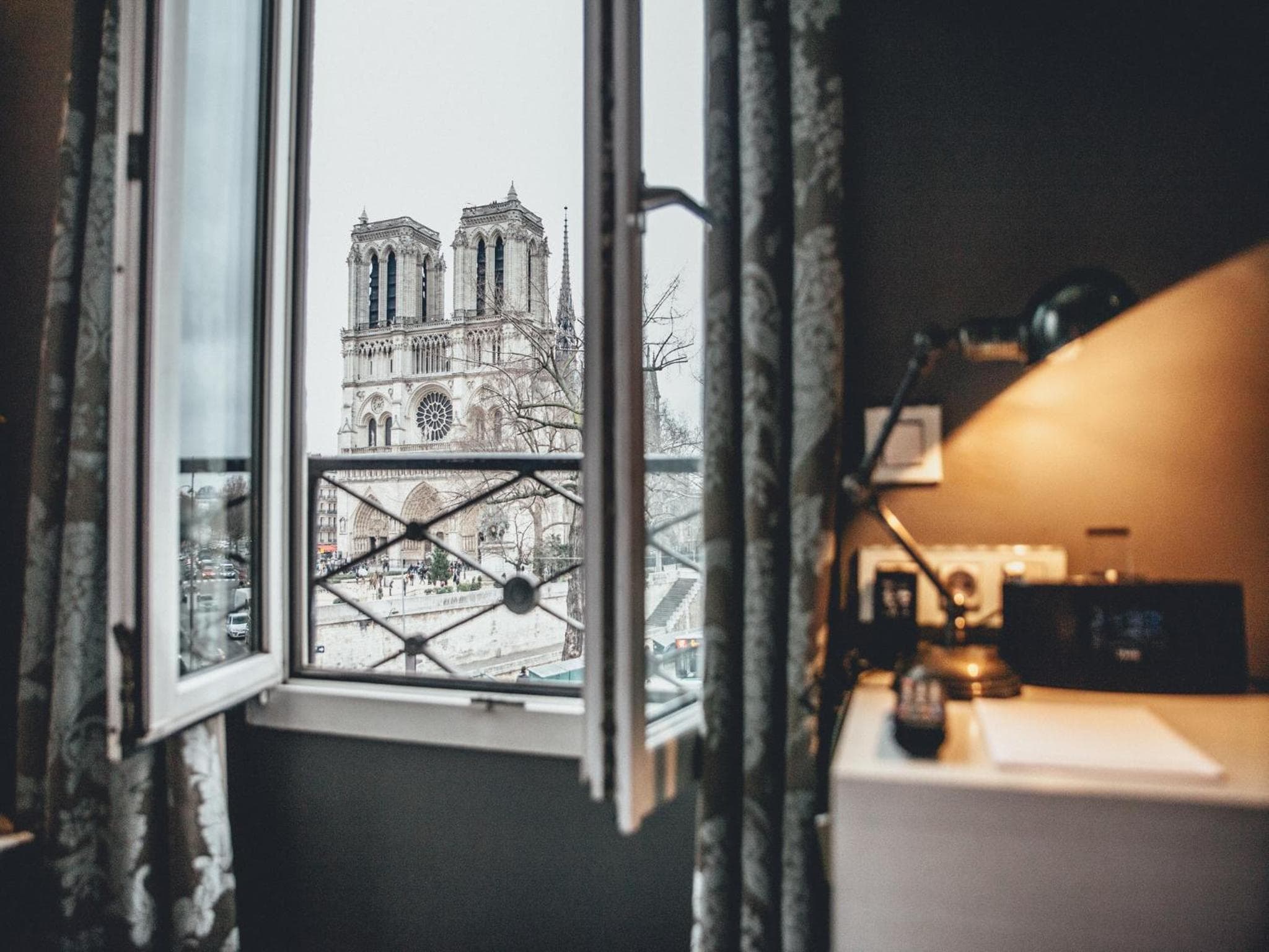 hotel room